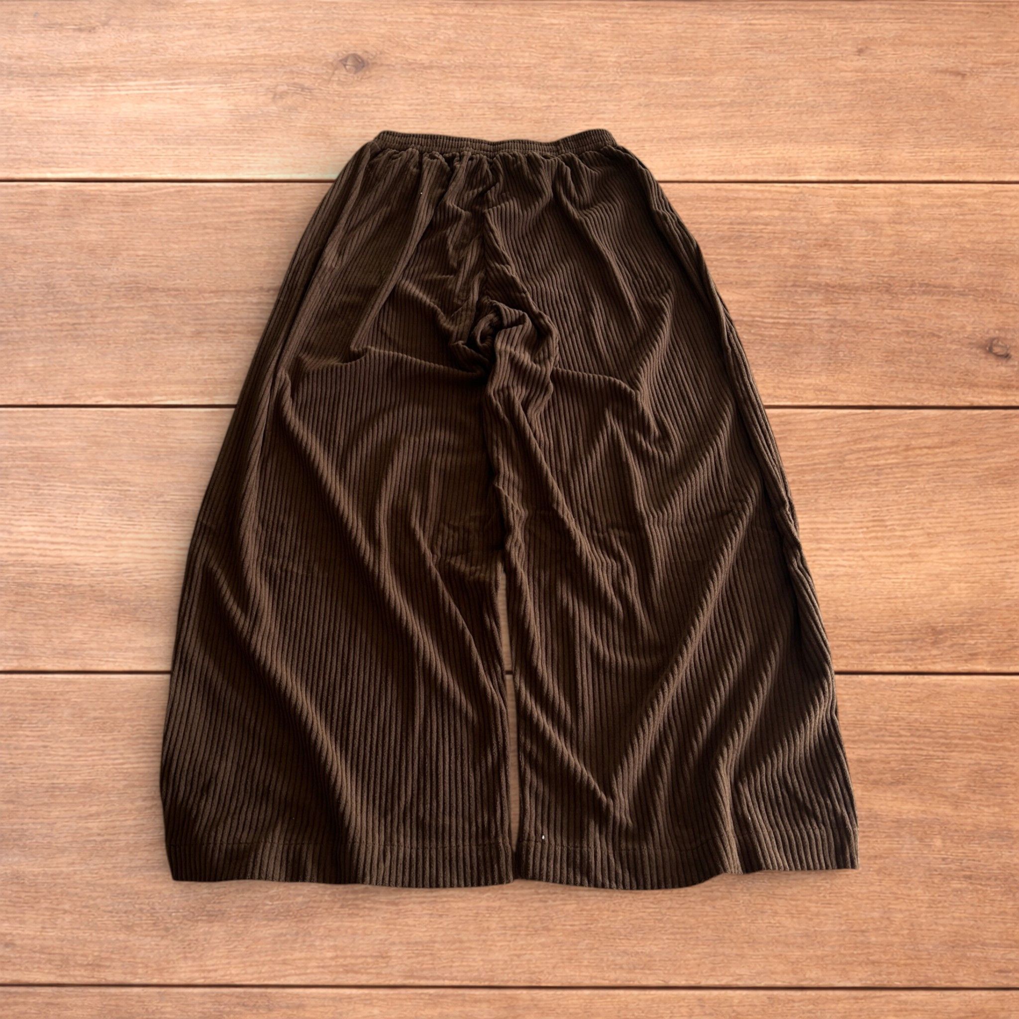 Japanese Brand Super baggy wide leg corduroy trousers joggers in brown. Size US 36 / EU 52 - 2 Thumbnail