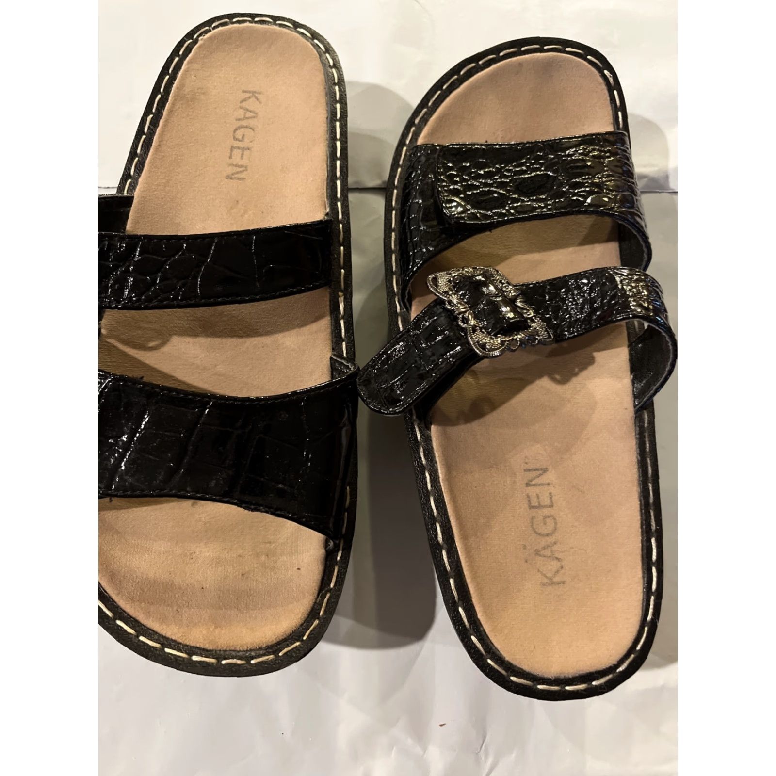 Skagen KAGEN Black Patent Leather Dressy SANDALS Silver Buckle Wedges Flat Women’s 7 Slip On Size M / US 6-8 / IT 42-44 - 7 Thumbnail