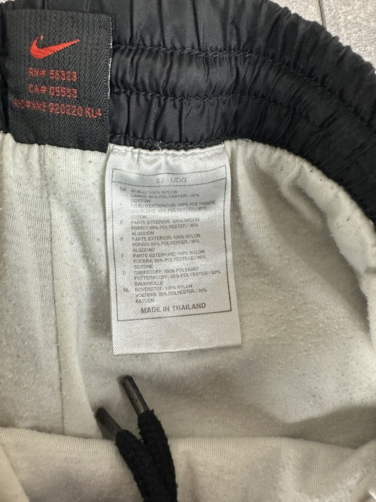 Nike Nike Vintage Retro Nylon Small Swoosh 90S Sweatpants Size US 30 / EU 46 - 8 Thumbnail