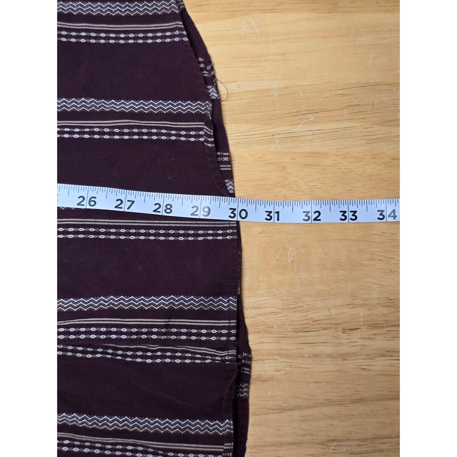 Van Heusen Van Heusen Mens M15-15.5 Burgundy Striped Long Sleeve Shirt Size US M / EU 48-50 / 2 - 8 Thumbnail