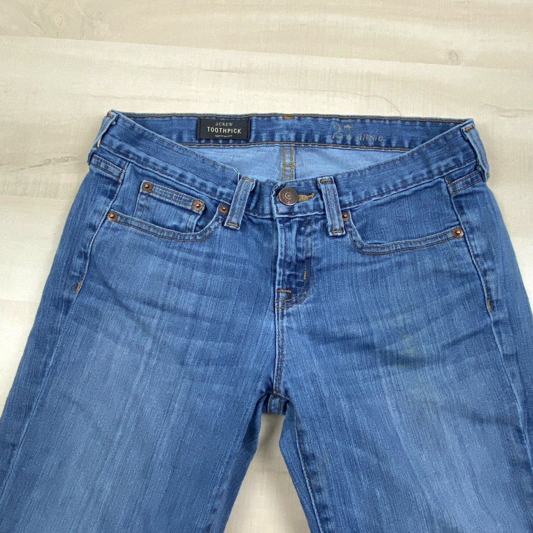 J.Crew J.CREW Women's Medium Wash Skinny Jeans 27 Low Rise Ankle Blue Cotton Blend Stretch Size 27" / US 4 / IT 40 - 2 Thumbnail