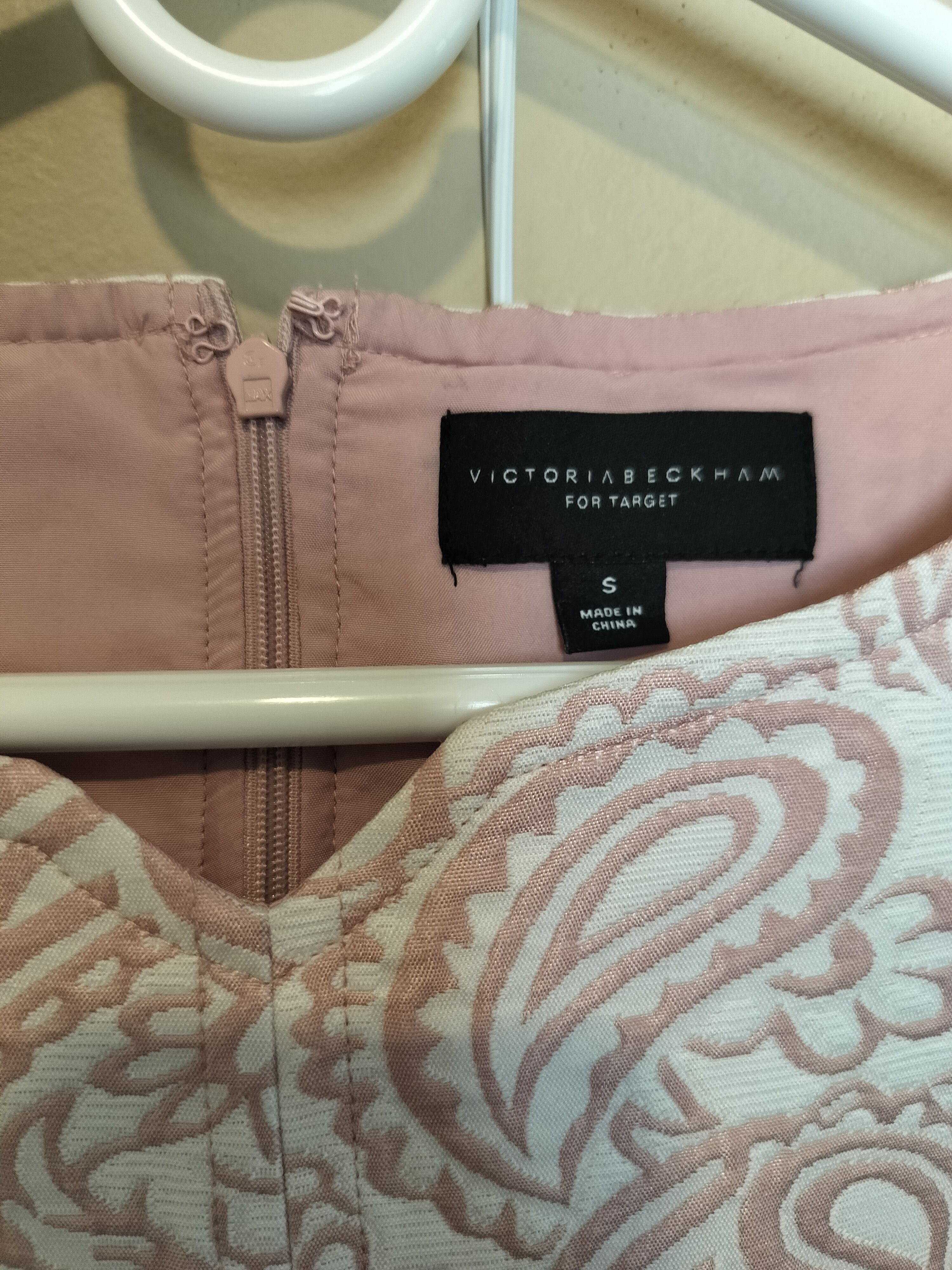 Victoria Beckham Pastel pink pencil dress, preppy minimalist retro, cocktail Size S / US 4 / IT 40 - 2 Thumbnail