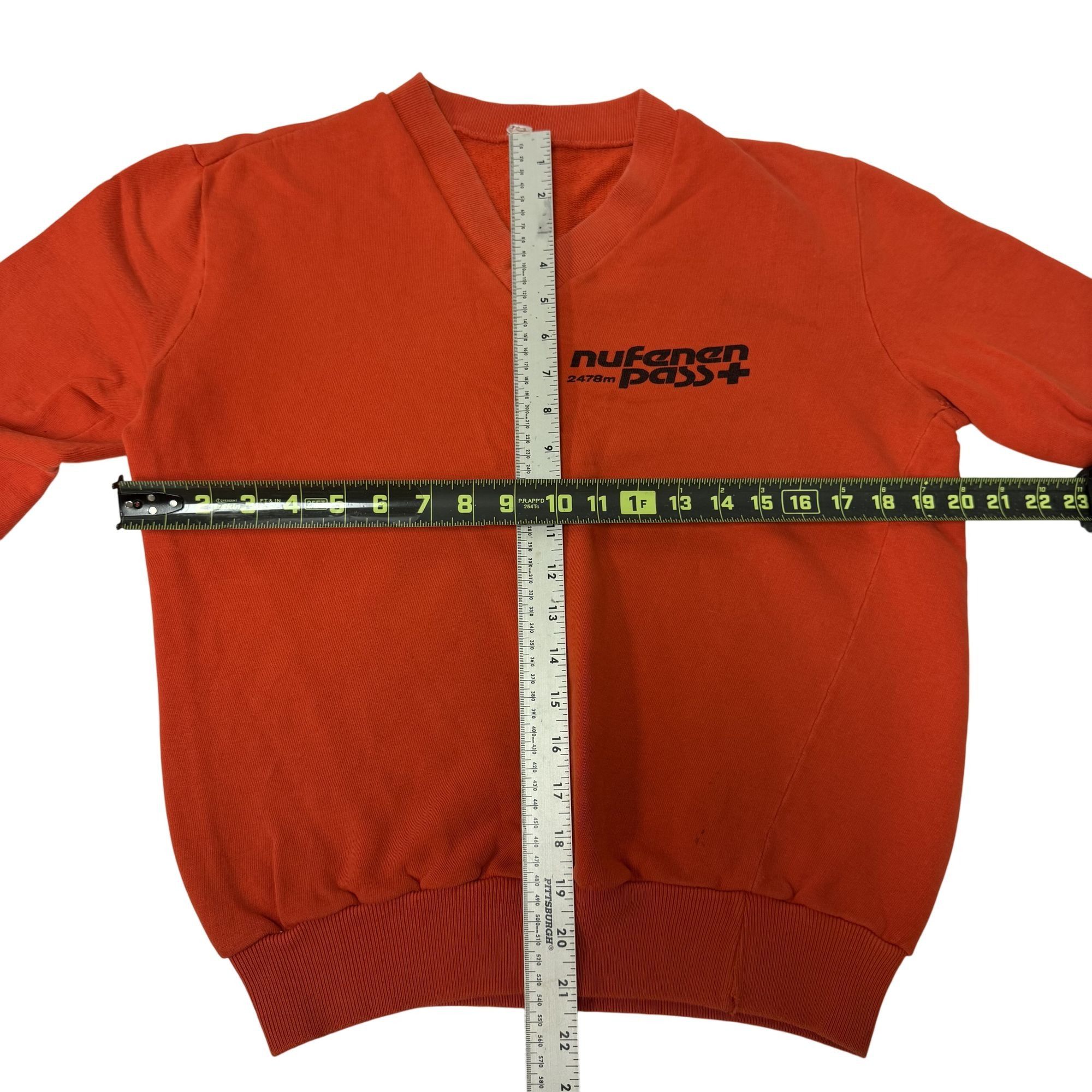Other Vtg Switzerland NUFENEN PASS Ski Resort V Neck Sweatshirt Size US S / EU 44-46 / 1 - 7 Thumbnail