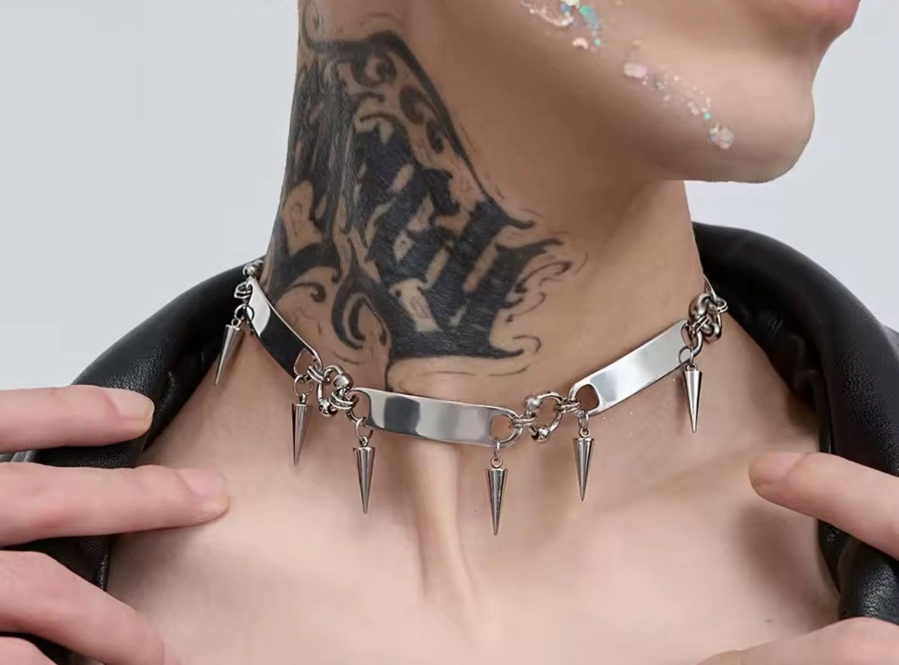 Jewelry Spike Rivet Necklace Size ONE SIZE - 1 Thumbnail
