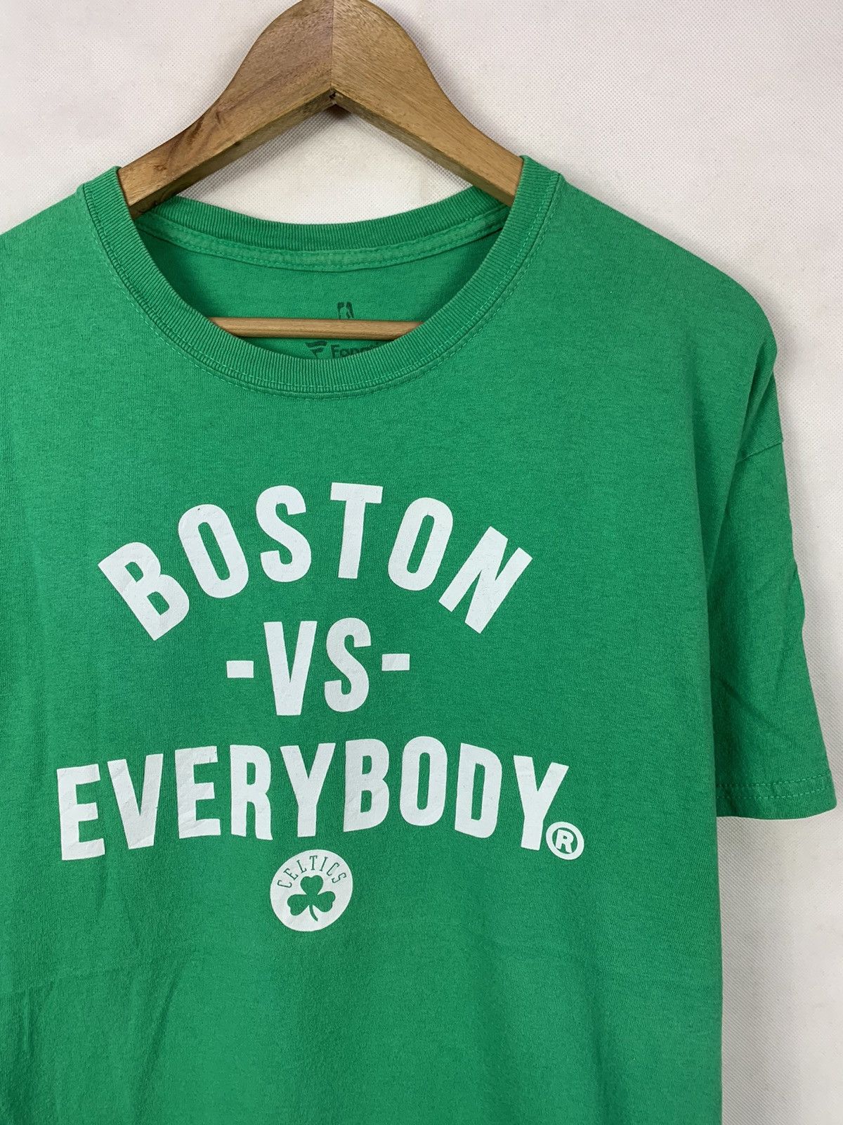 NBA Steals! NBA Boston Celtics VS Everybody Tee Size US L / EU 52-54 / 3 - 2 Thumbnail