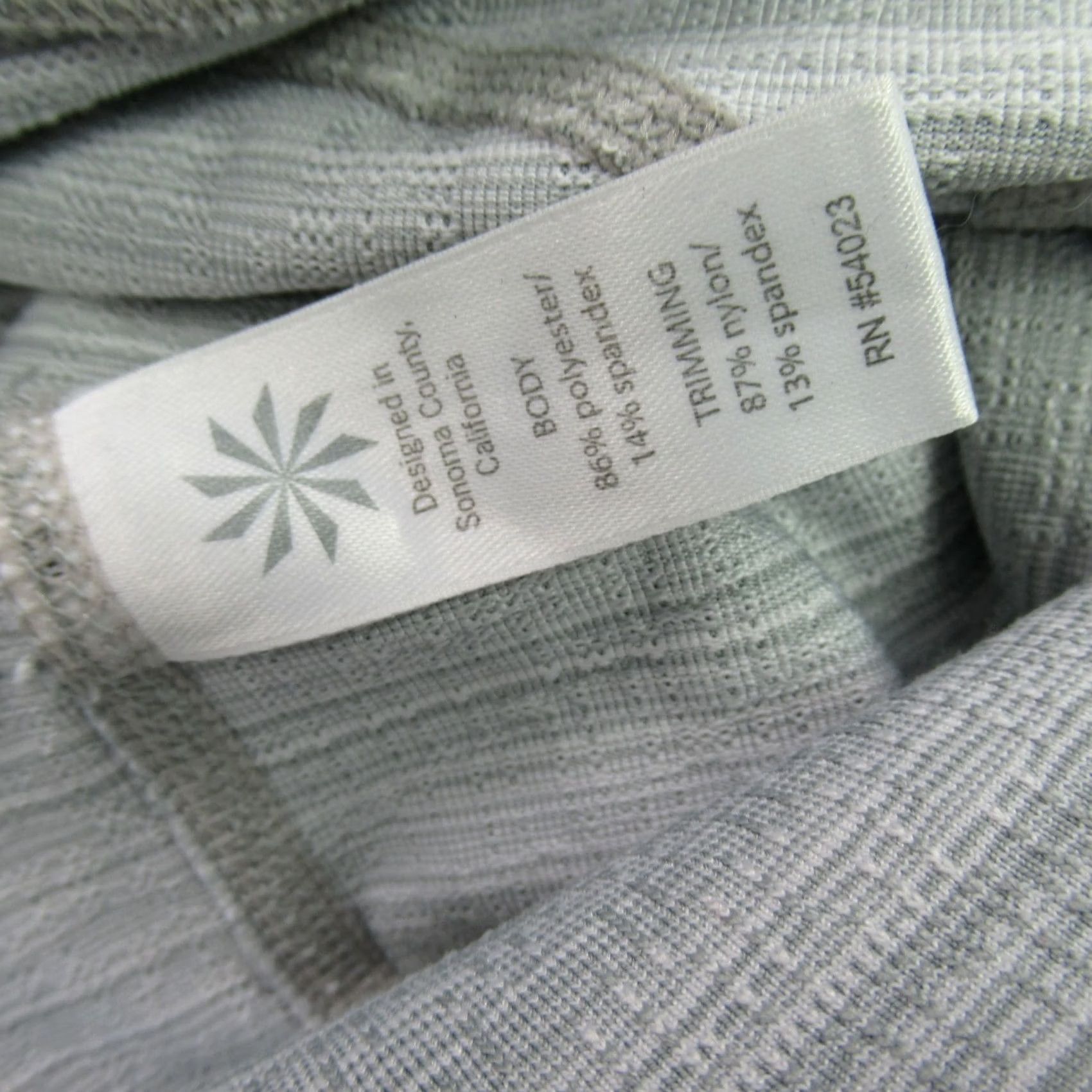 Athleta Athleta Leggings Womens Small Casual Yoga Workout Waist 24" Inseam 22" Adult S Gray Knit Nylon Spandex Size 28" / US 6 / IT 42 - 7 Thumbnail