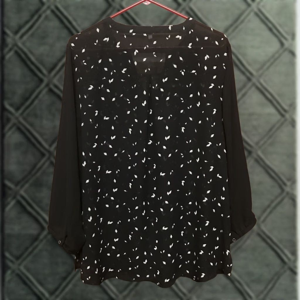 Vintage Maurices Blouse Shirt 2XL Black White 3/4 Sleeve Sheer V-Neck Button Pullover Women Size XXL / US 16-18 / IT 52-54 - 1 Thumbnail