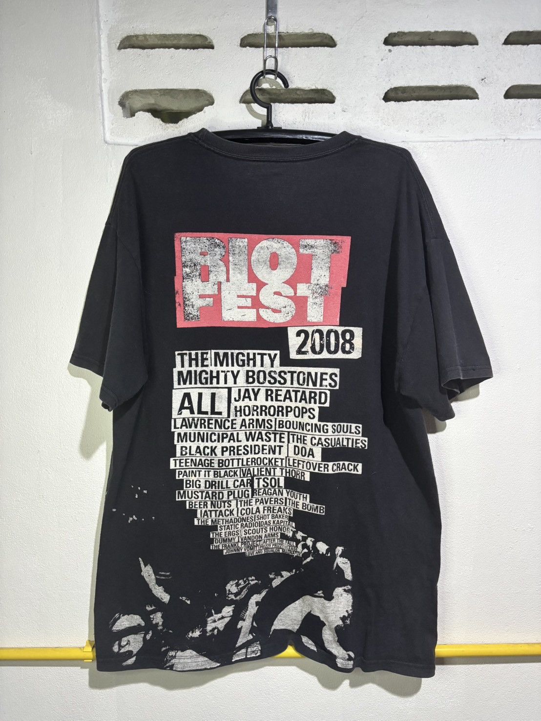 Band Tees 00s Riot Fest Size US XL / EU 56 / 4 - 5 Thumbnail