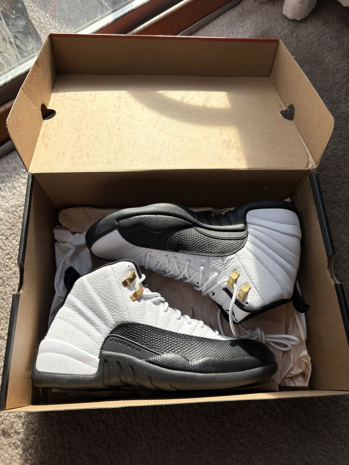Jordan Brand Jordan 12 taxis Size US 8.5 / EU 41-42 - 14 Thumbnail