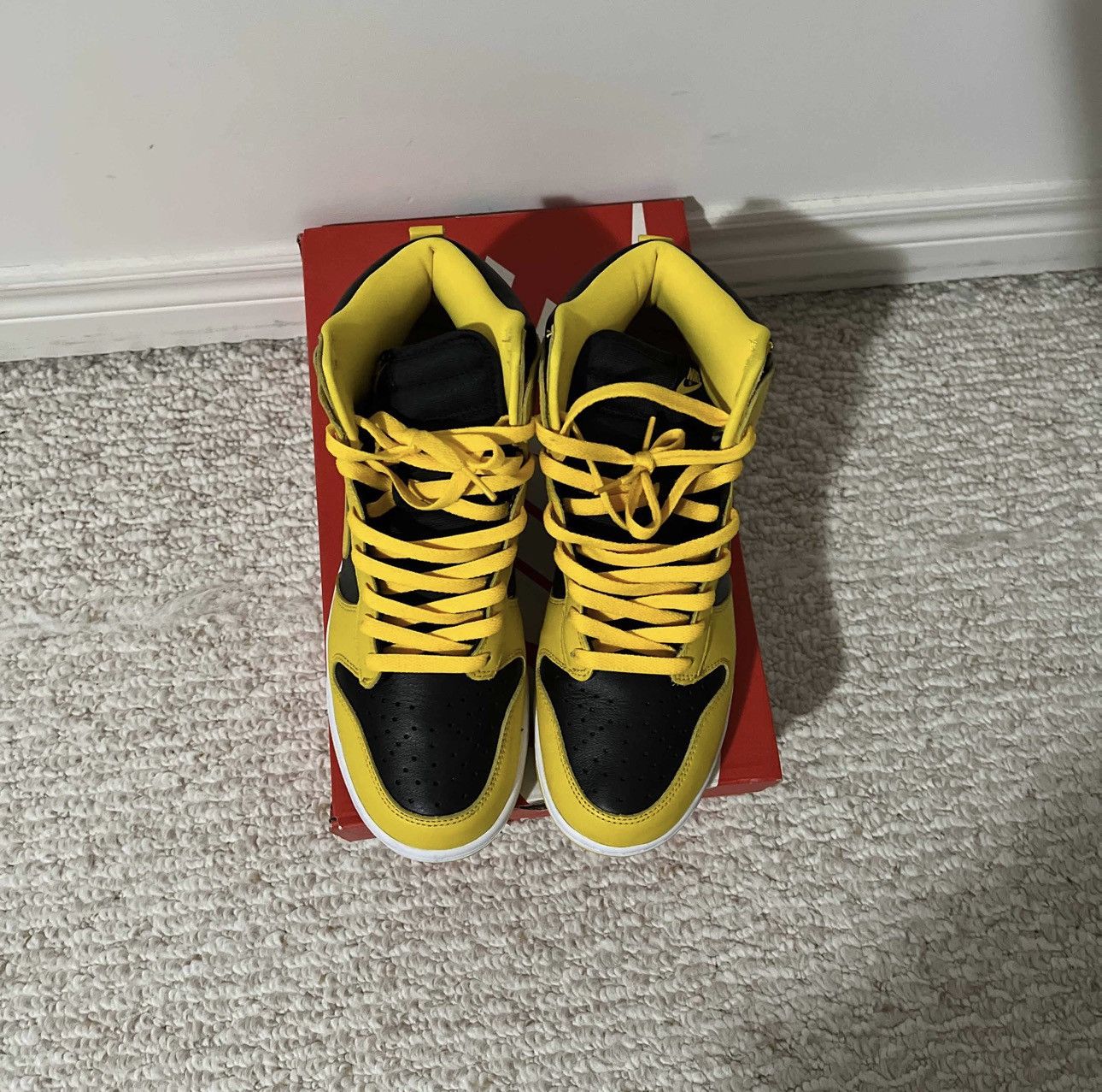 Nike Nike Dunk High Iowa 2020 Size US 10.5 / EU 43-44 - 3 Thumbnail