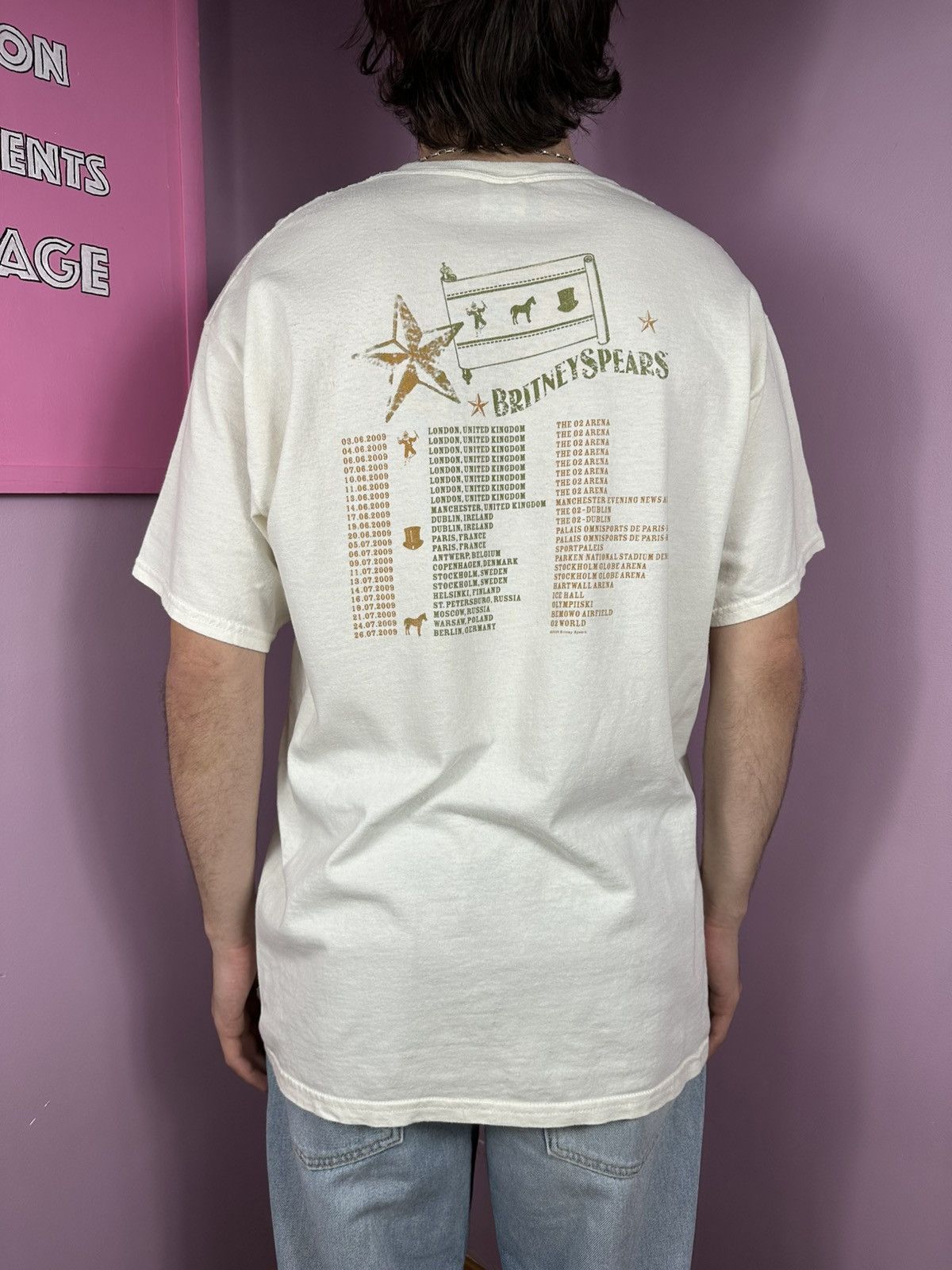 Gildan 2009 Britney Spears Circus Merch T Shirt Vintage Printed Tee Size US L / EU 52-54 / 3 - 3 Thumbnail