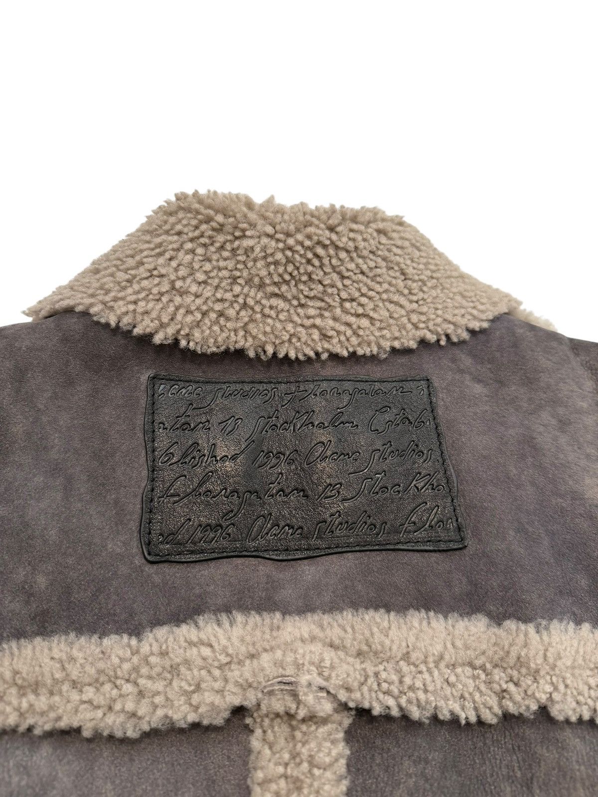 Acne Studios $3100 Gray Paneled French Lamb Shearling Jacket Size US S / EU 44-46 / 1 - 9 Thumbnail
