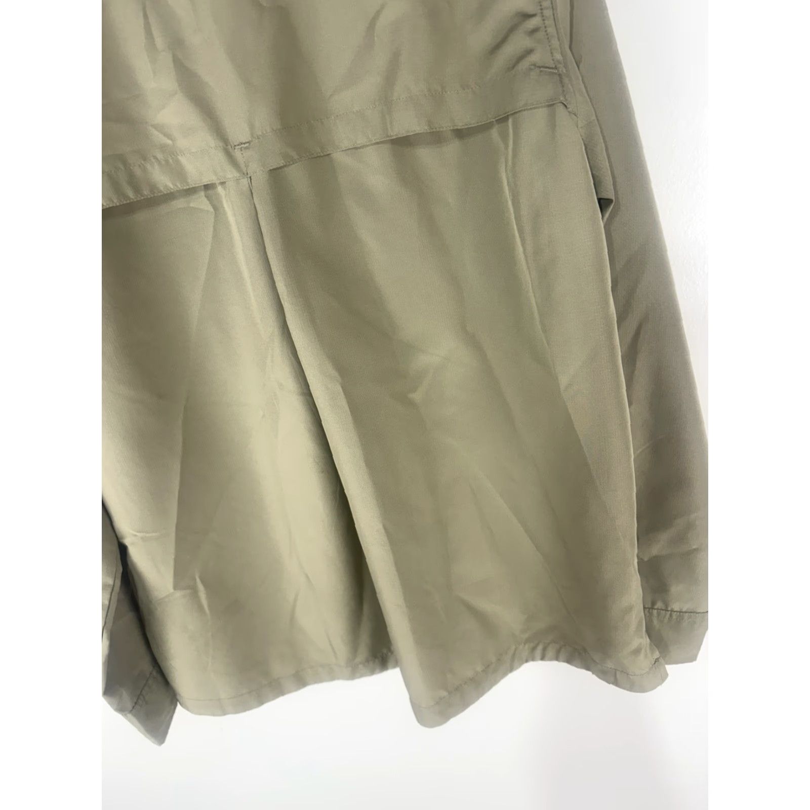Greats Great Smoky Mtn Ass Beige Outdoors Fishing Button Up Men’s Size XL Vietnam Size US XL / EU 56 / 4 - 5 Thumbnail