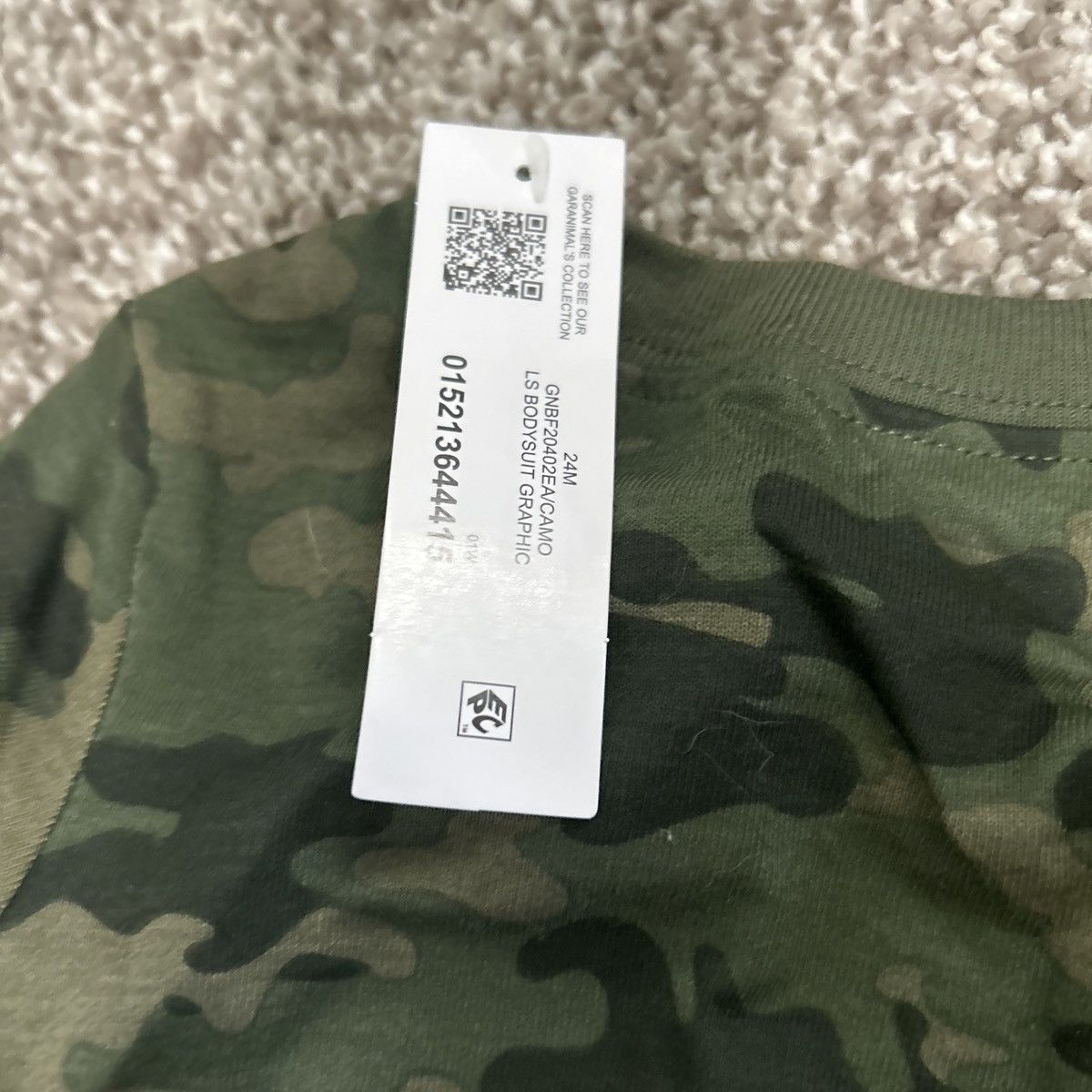 Hugo Boss Boss green camo baby body suit size 24 month old brand new Size US XXS / EU 40 - 3 Thumbnail