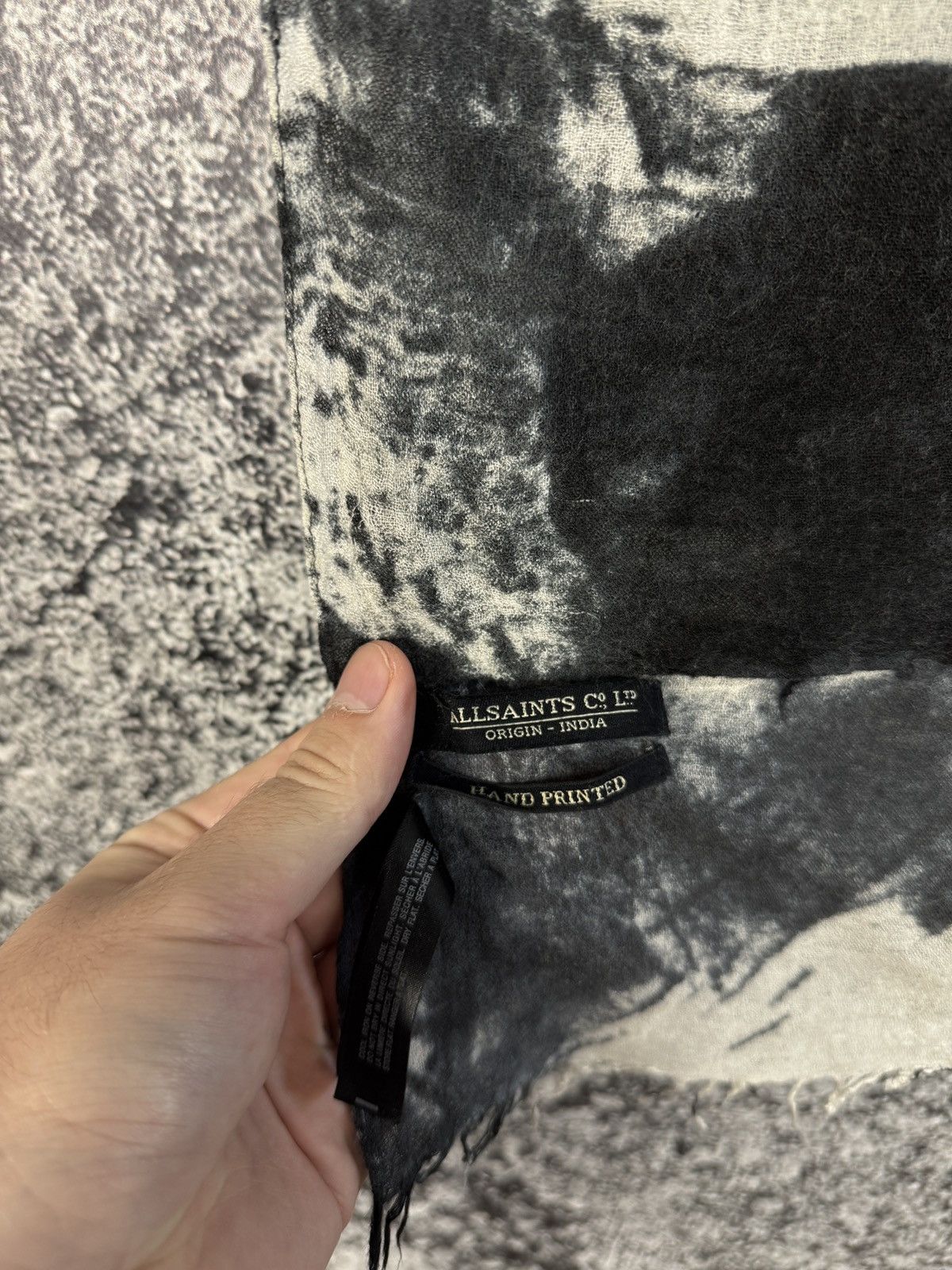 Allsaints Allsaints Spitalfields Oversized Scarf Abstract Print India Size ONE SIZE - 7 Thumbnail