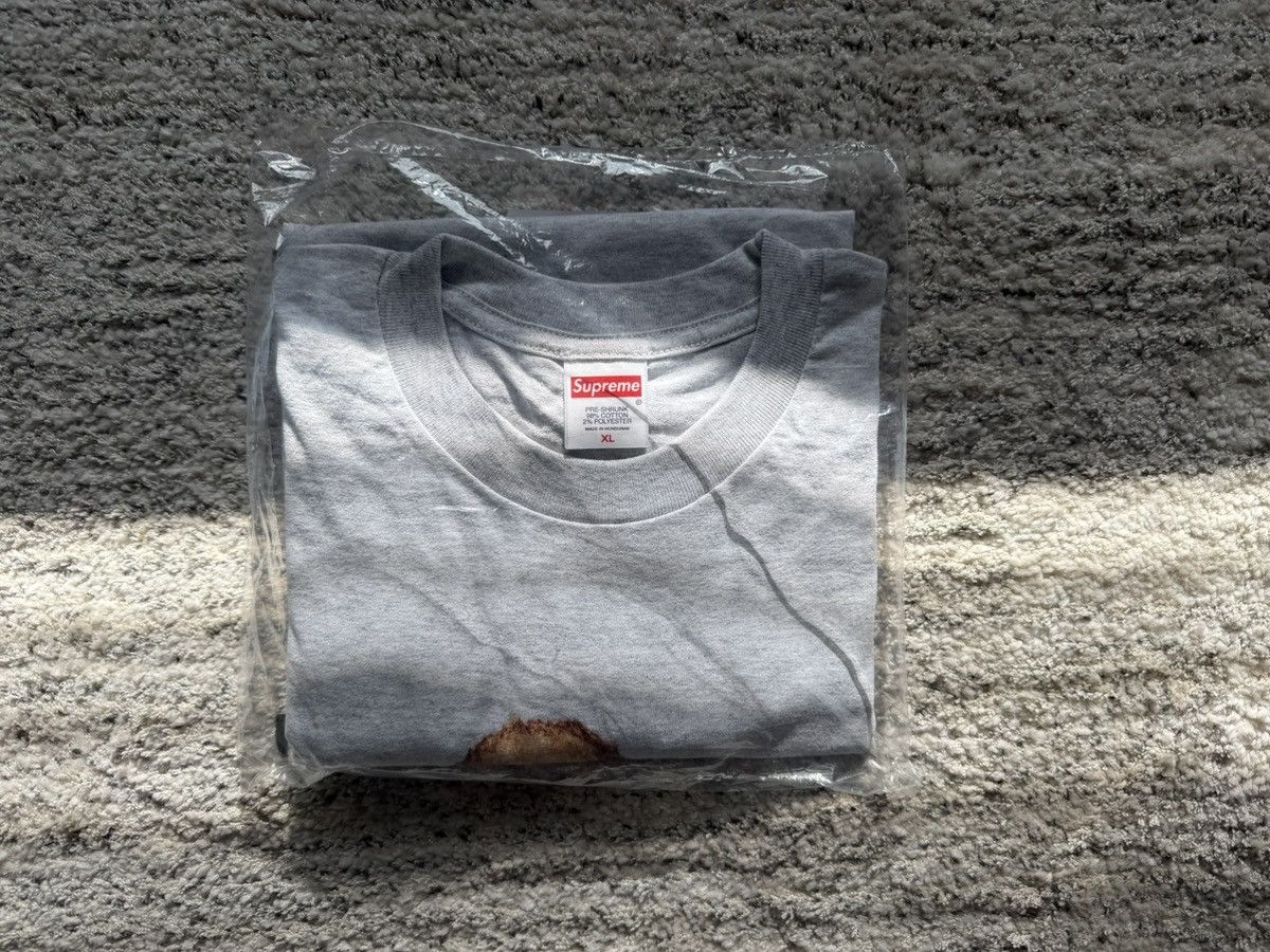 Supreme Dust tee (FW25) Size US XL / EU 56 / 4 - 4 Thumbnail