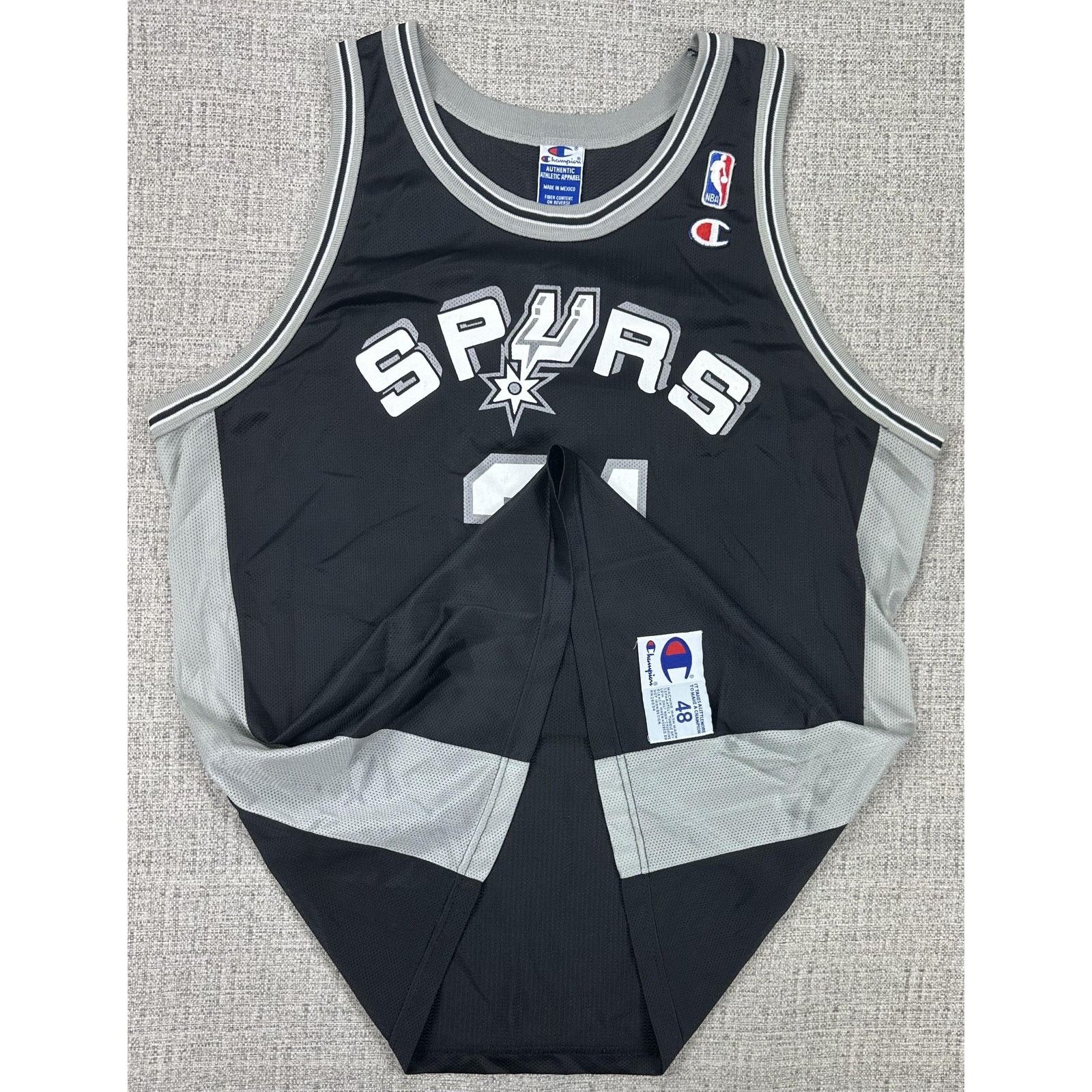 Champion San Antonio Spurs Jersey Mens XL NBA Tim Duncan 21 Champion Size US XL / EU 56 / 4 - 6 Thumbnail