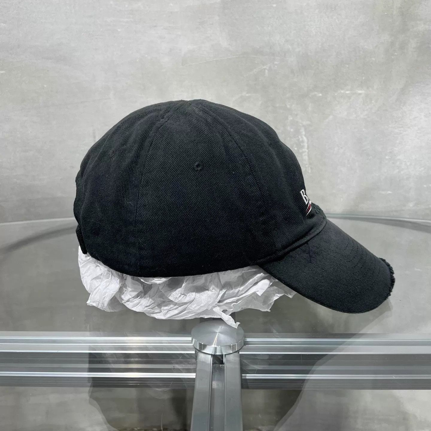 Balenciaga Balenciaga Embroidered Cola Distressed NWT Baseball Cap M 57 Size ONE SIZE - 4 Thumbnail