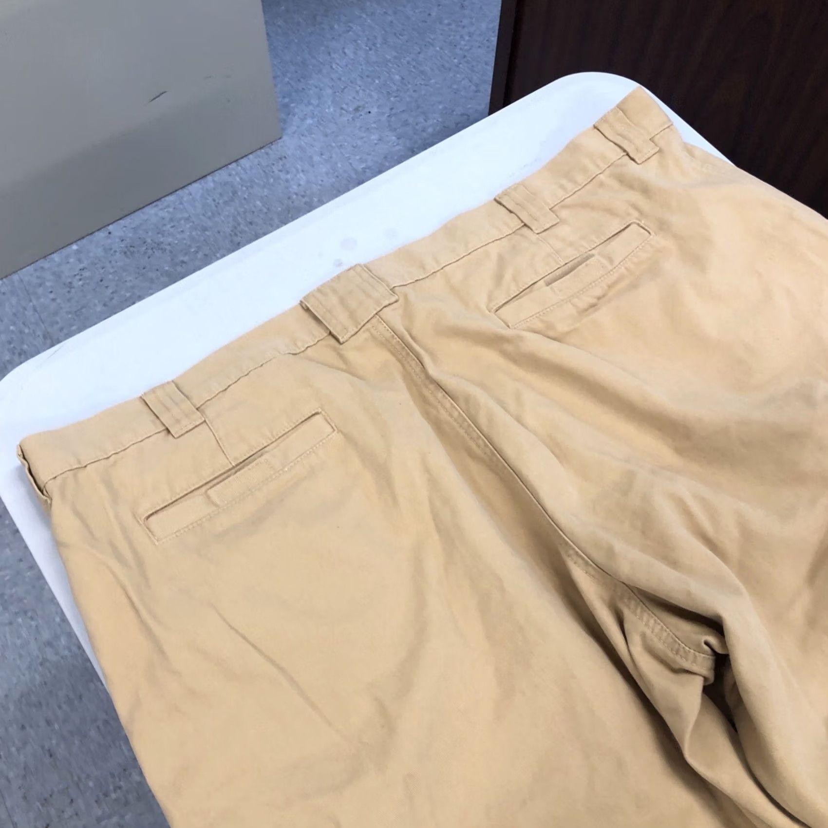 Vintage LL Bean Men's Natural Fit Khaki Cargo Hiking Pants 44x31 Beige Cargo Pocket Pants Men Outdoors Size US 44 / EU 60 - 2 Thumbnail
