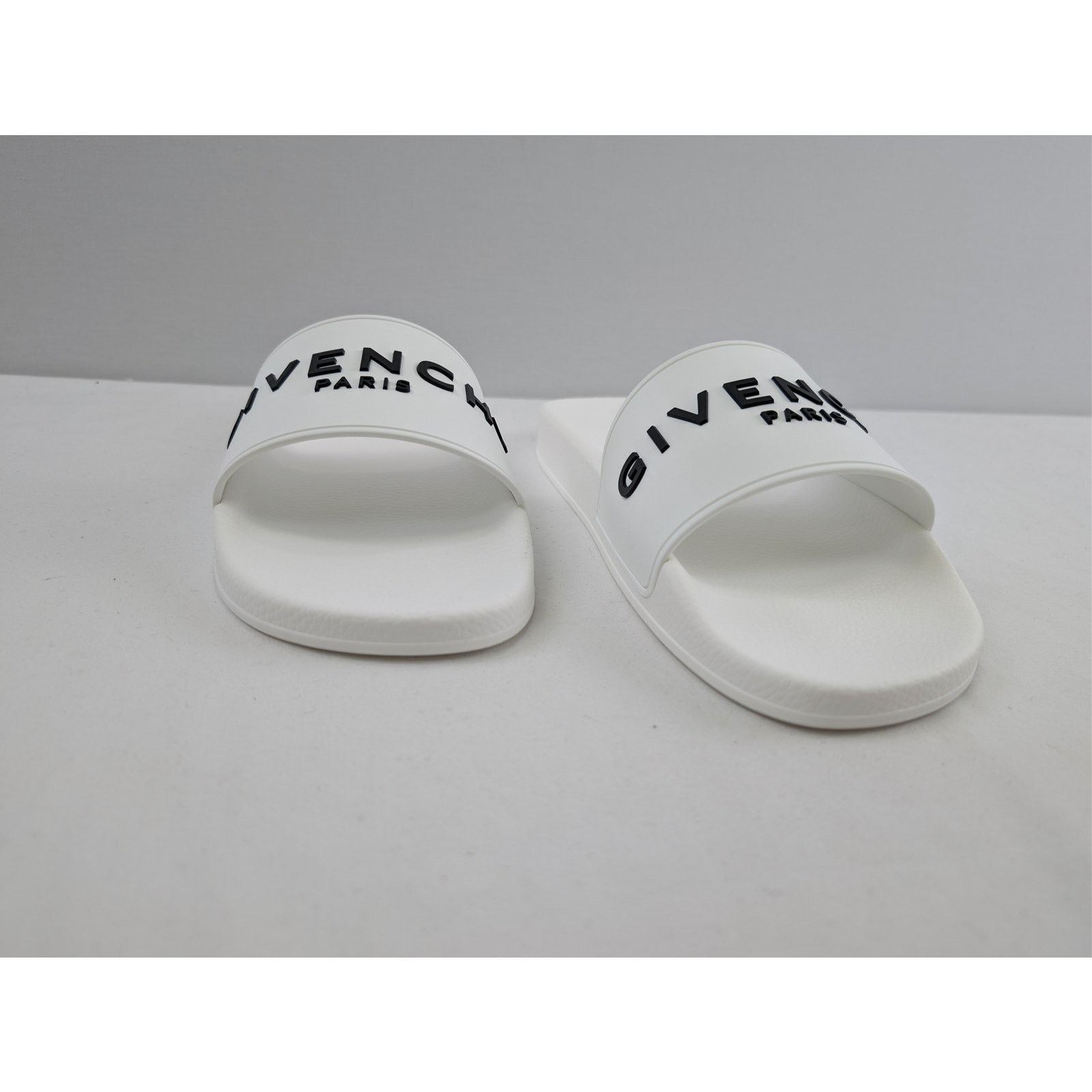 Givenchy o1rshd1 Q:2 / Slides Sandals Slipper in White 47 Size US 14 / EU 47 - 4 Thumbnail