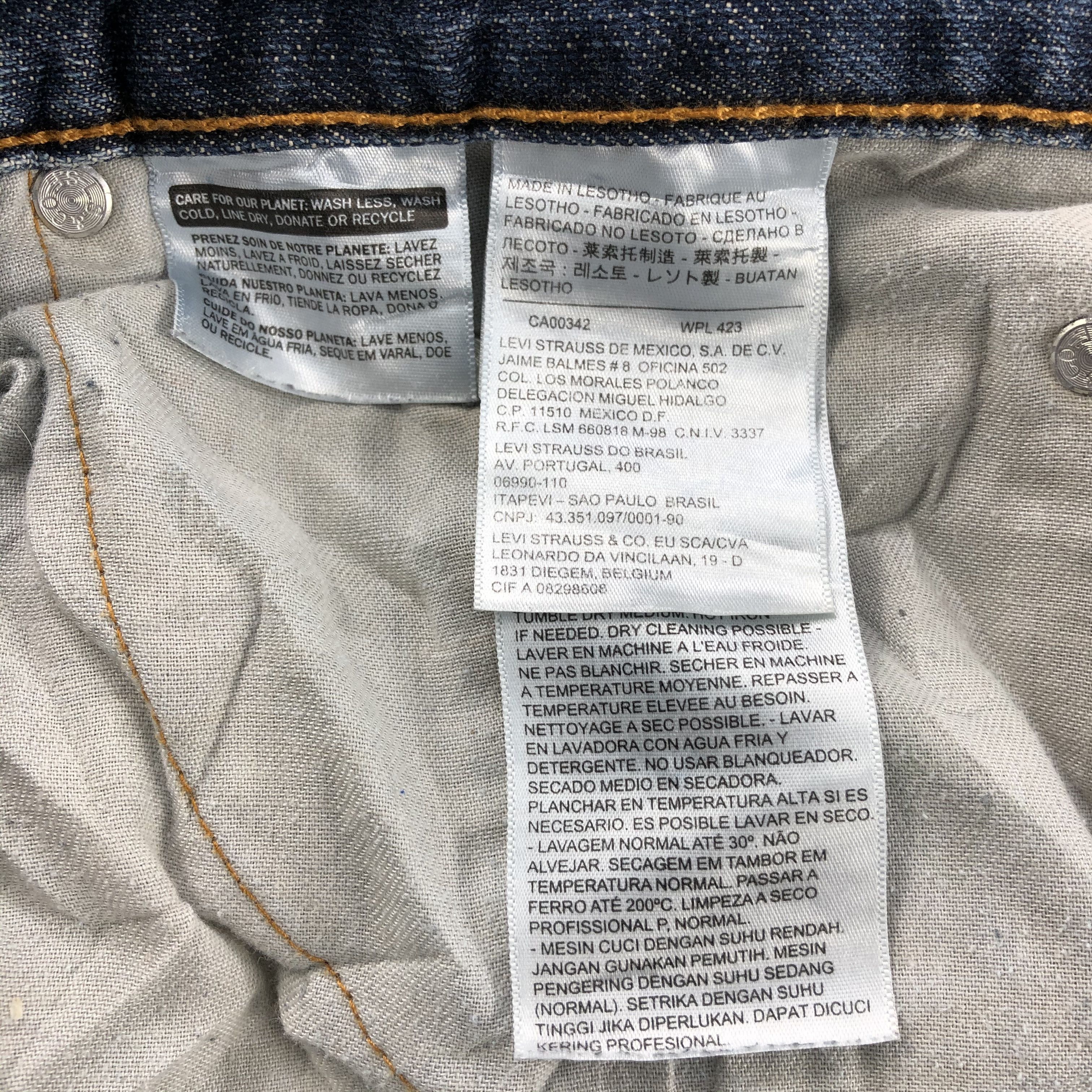 Levi's × Vintage Vintage Blue Wash Levis 559 Jeans-JM1723 Size US 40 / EU 56 - 15 Thumbnail
