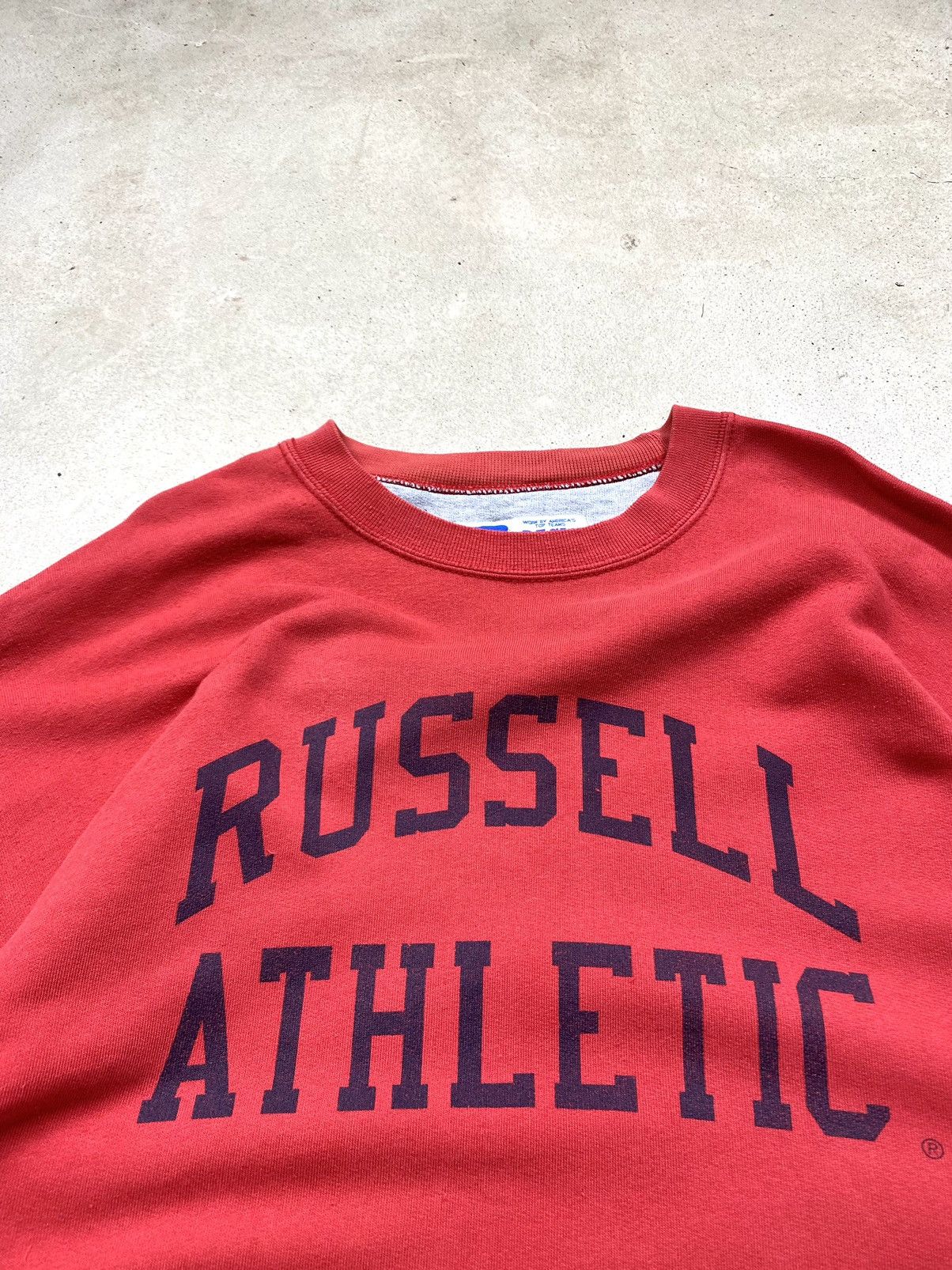 Russell Athletic Vintage 1990s Russell Athletic Faded Sweatshirt Hype Y2K Size US XL / EU 56 / 4 - 5 Thumbnail