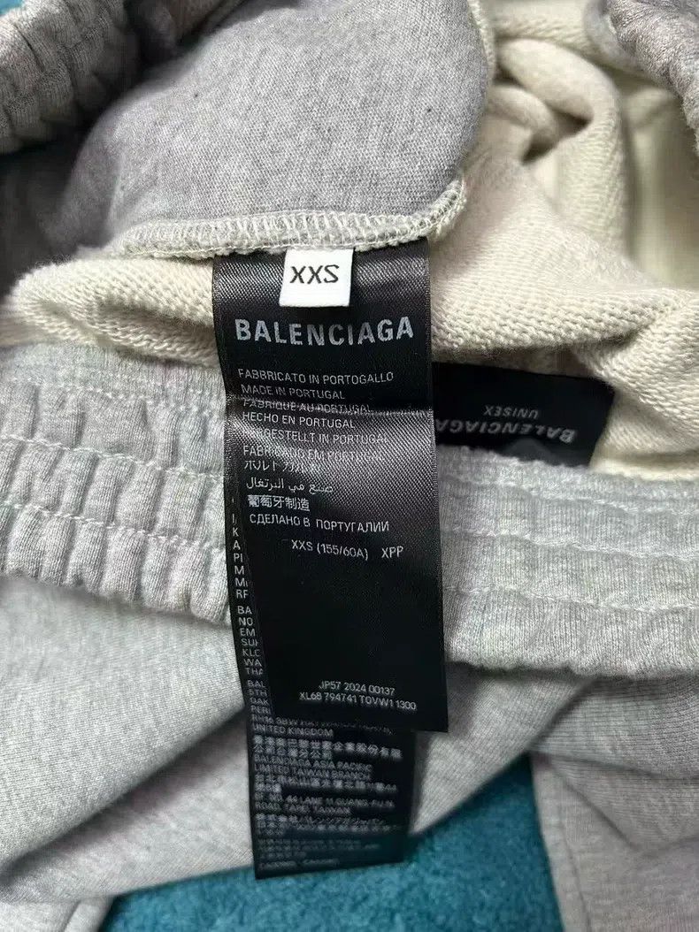Balenciaga Balenciaga size XXS Mid-rise Seven-eighths Casual Pants Gr Size US 26 / EU 42 - 4 Thumbnail