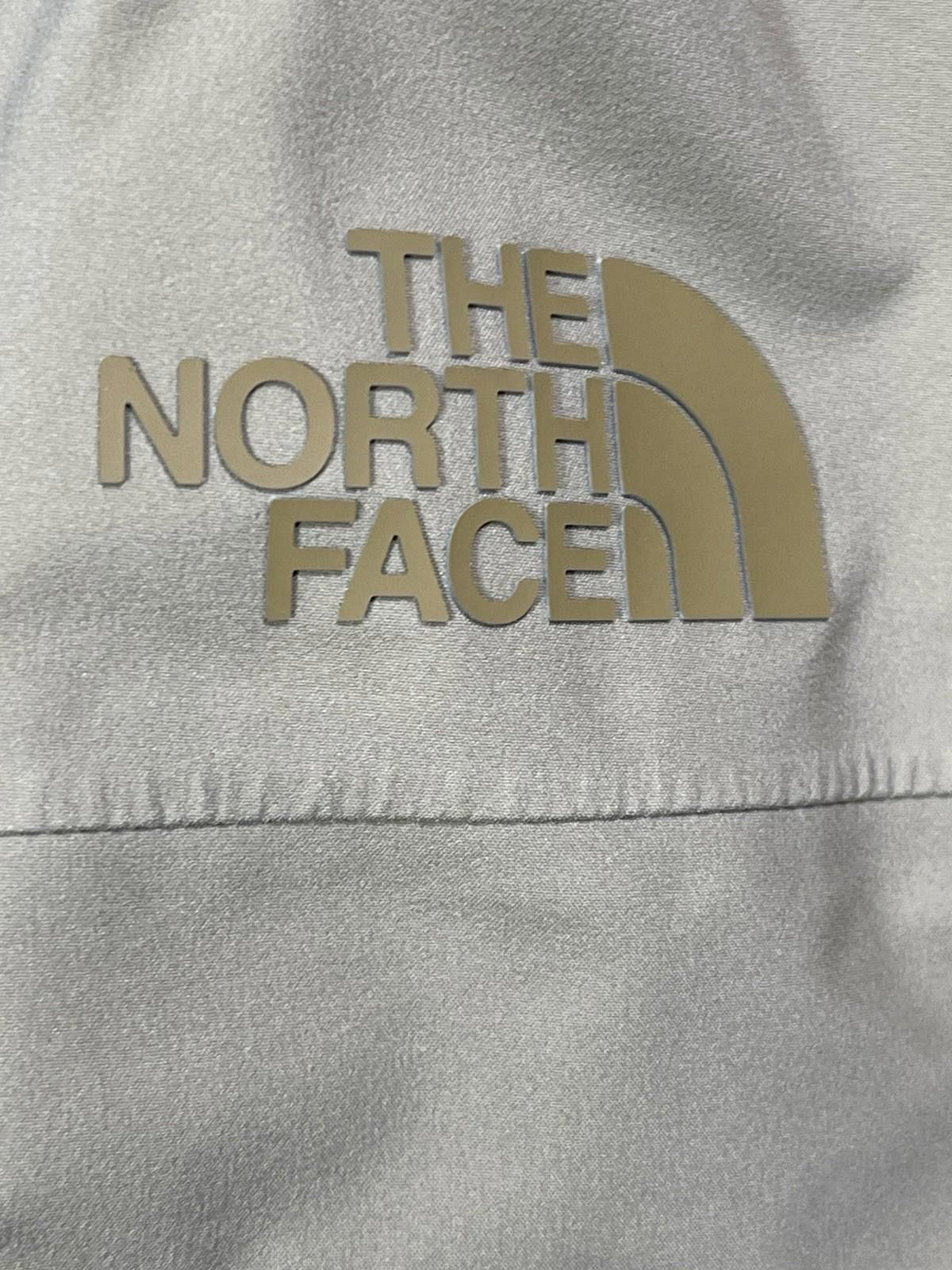 The North Face THE NORTH FACE GORE-TEX Trench Unisex Women L Men M MSRP$400 Size ONE SIZE - 4 Thumbnail