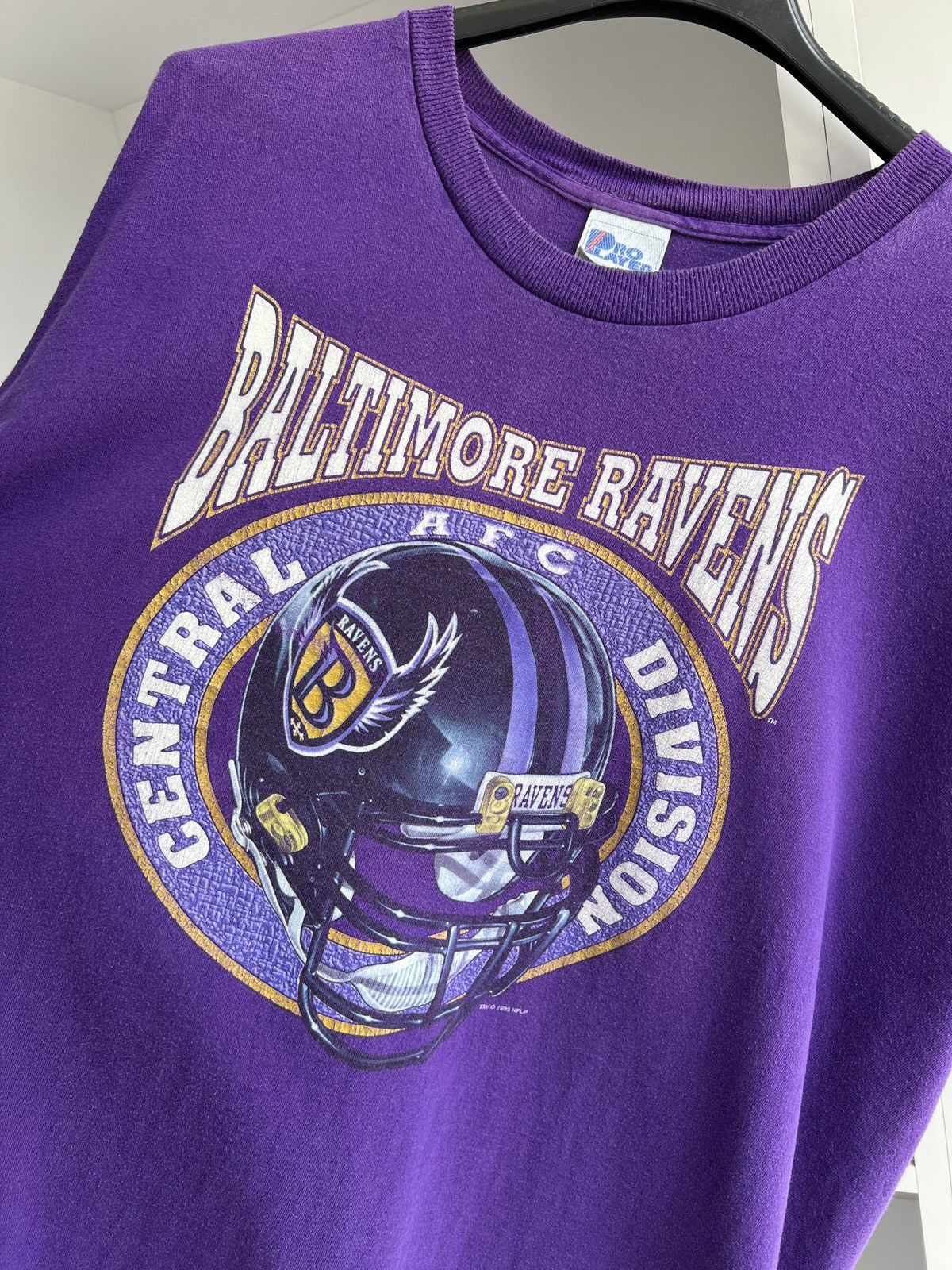NFL × Vintage Vintage 1995 Baltimore Ravens T-Shirt Purple 90s NFL Team Size US XXL / EU 58 / 5 - 12 Thumbnail