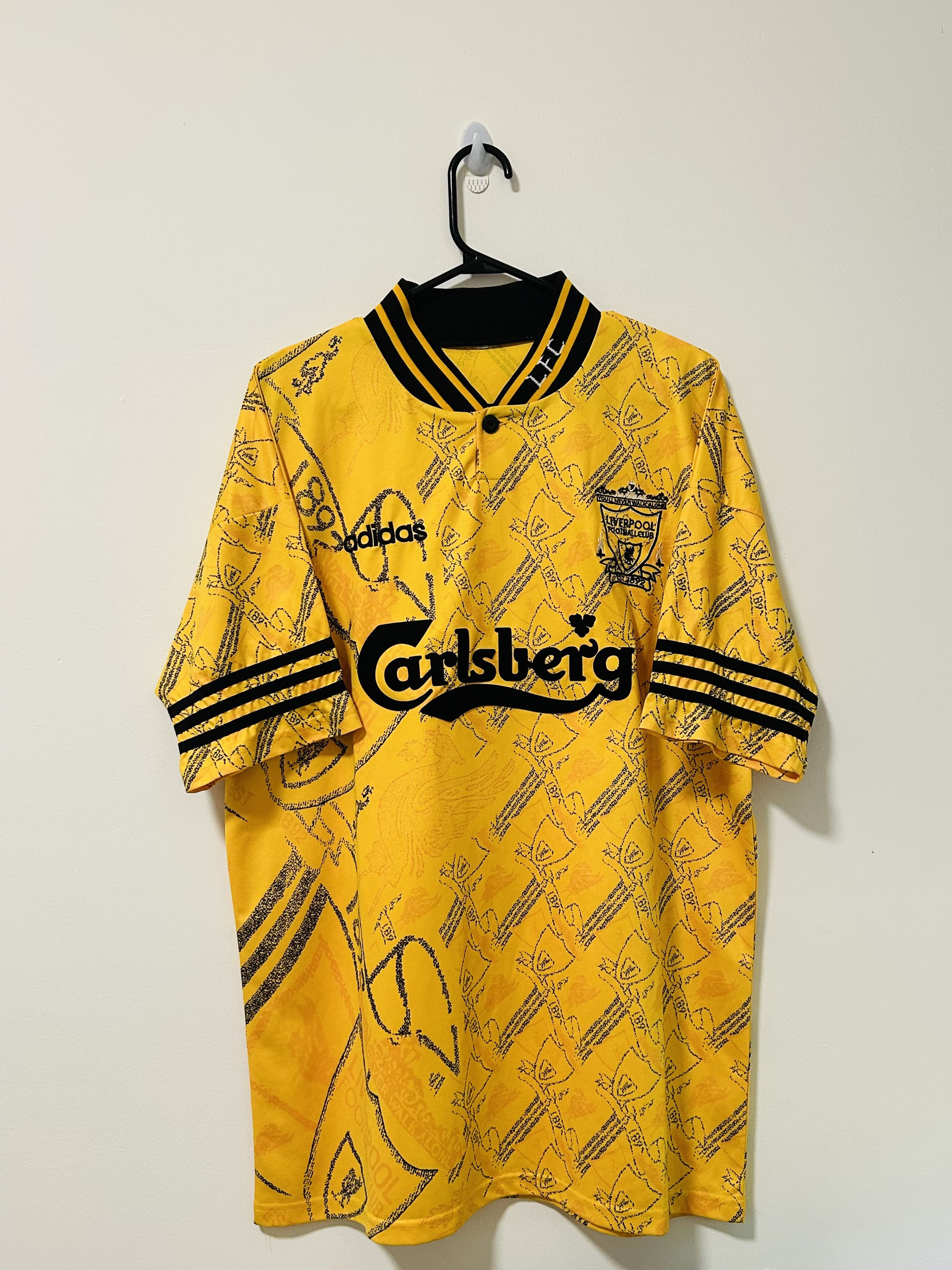Adidas Liverpool 1994/95 third jersey Size US L / EU 52-54 / 3 - 1 Thumbnail