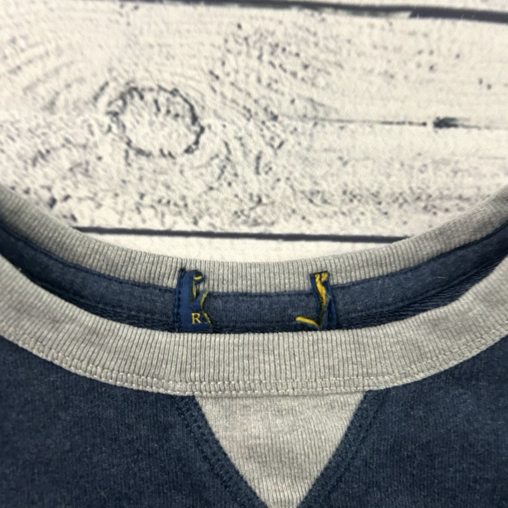 Ralph Lauren VINTAGE Polo Ralph Lauren Crewneck Kangaroo Pocket Sweatshirt Women's Small | Medium Size S / US 4 / IT 40 - 3 Thumbnail