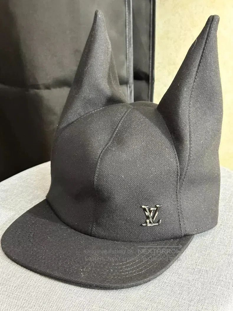 Louis Vuitton Louis Vuitton Bat Ear Baseball Cap. Size ONE SIZE - 3 Thumbnail
