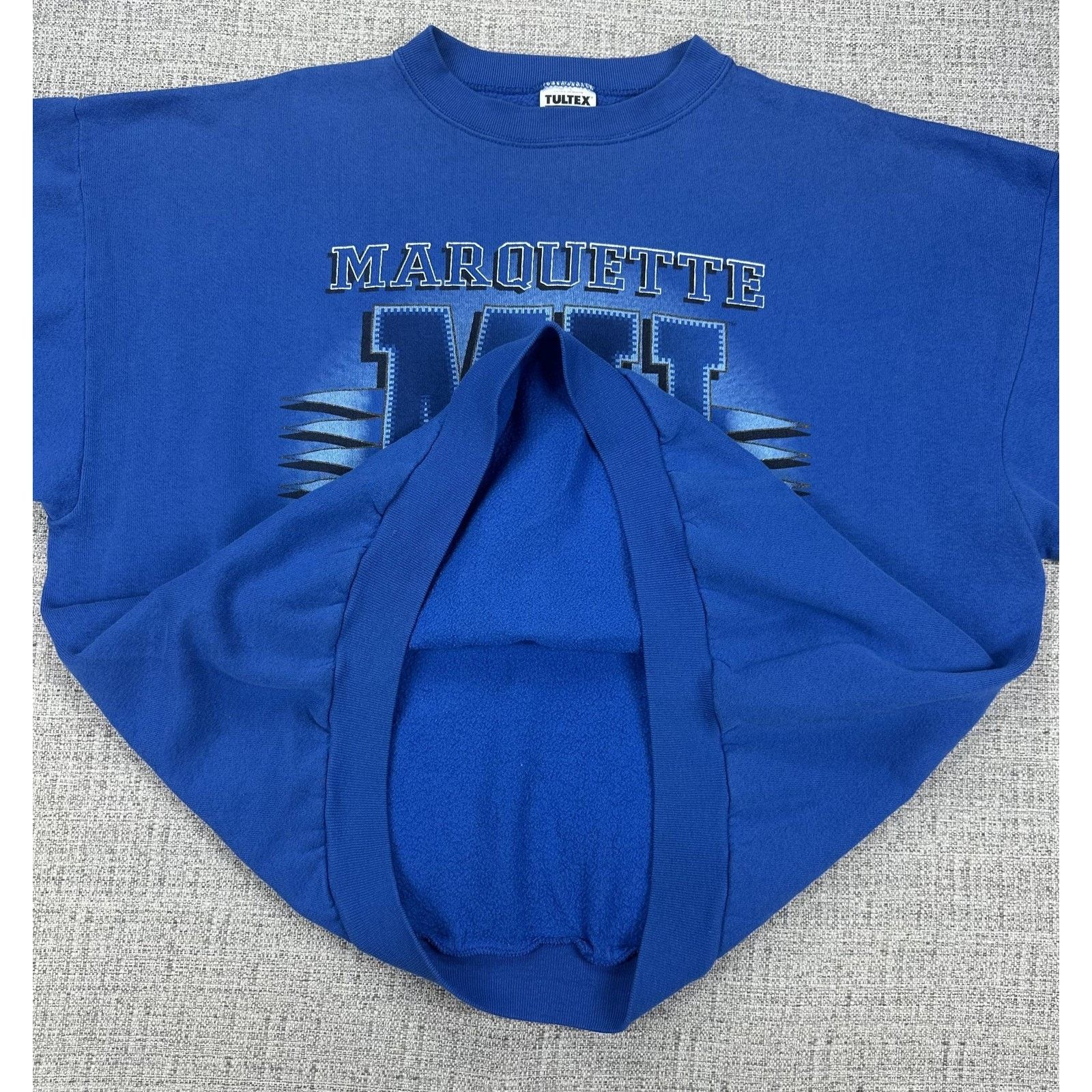 Tultex Marquette Golden Eagles Sweatshirt Sz 2XL Basketball USA 90 Size US XXL / EU 58 / 5 - 6 Thumbnail