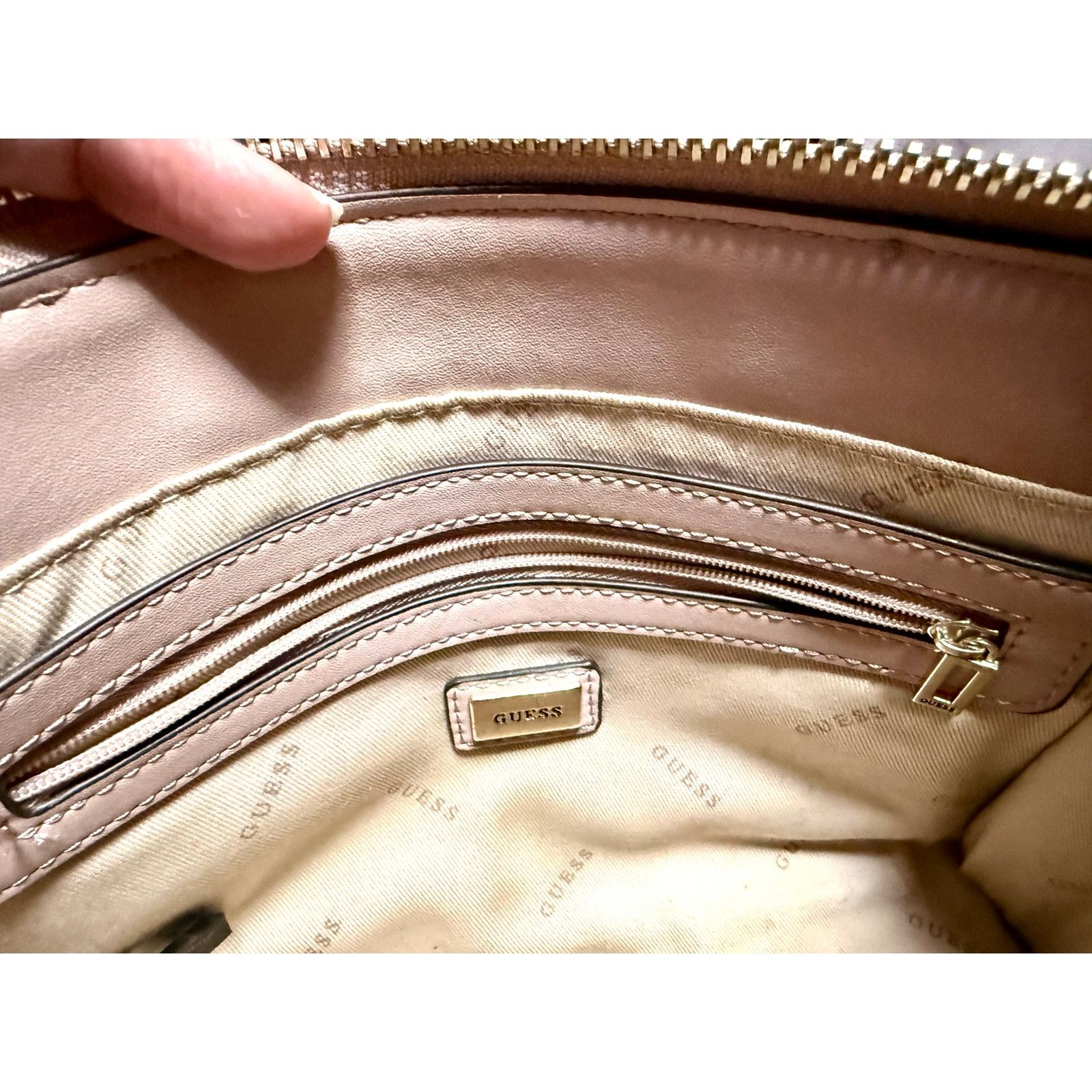 Guess GUESS Pale Lavender Crossbody Bag | Soft Purple Minimalist Size ONE SIZE - 6 Thumbnail