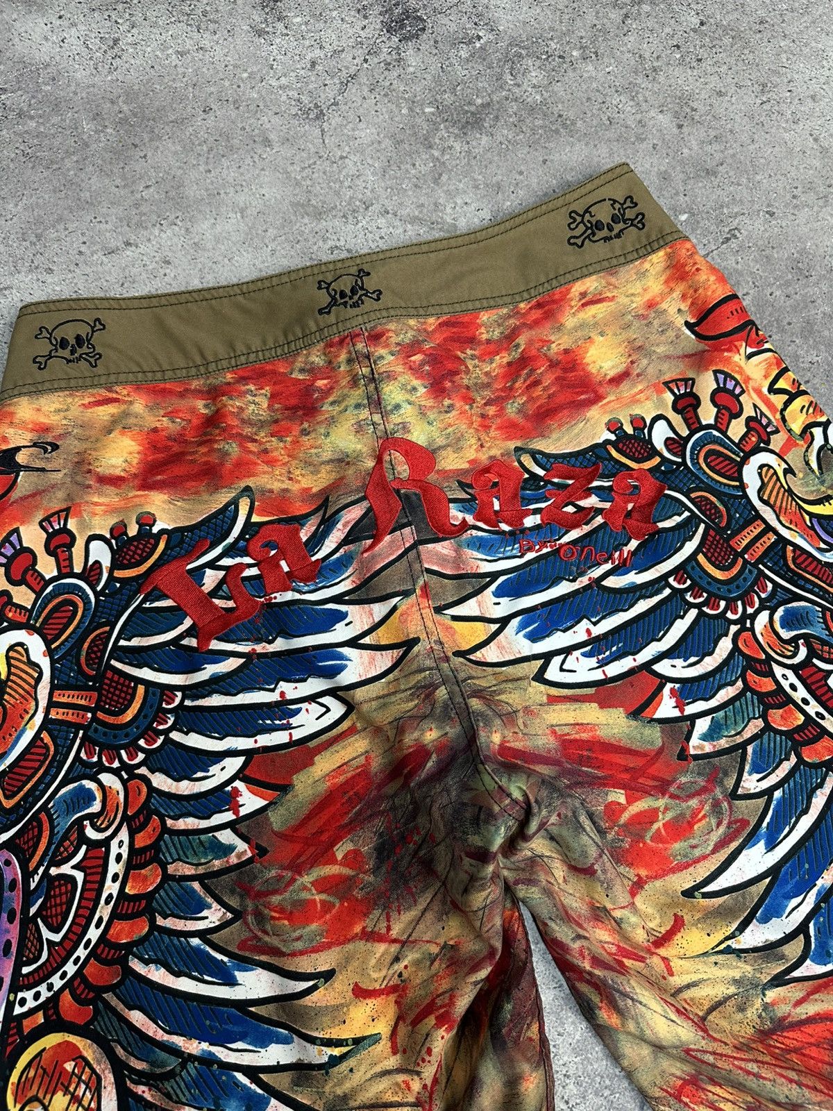Other Vintage O’Neill La Raza Y2K All Over Print Shorts Archival Size US 33 - 6 Thumbnail