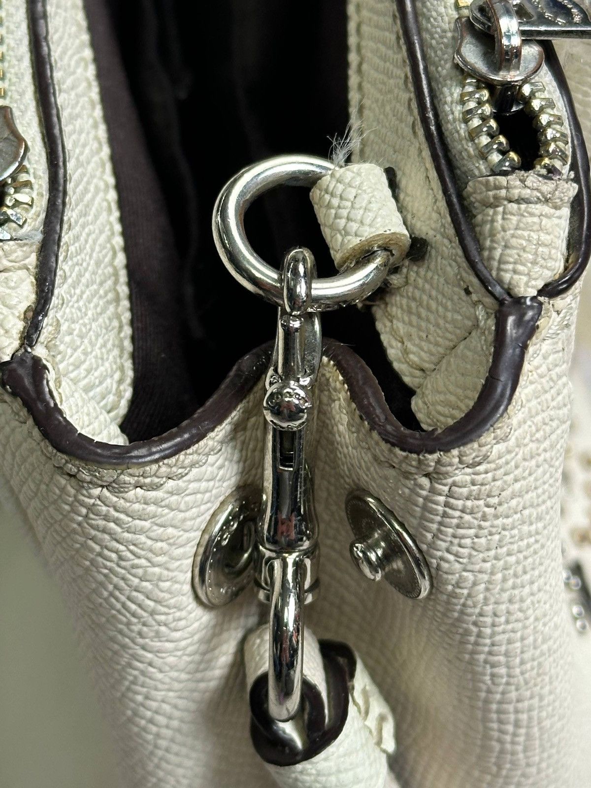 Coach Coach White Leather Shoulder Bag Size ONE SIZE - 10 Thumbnail