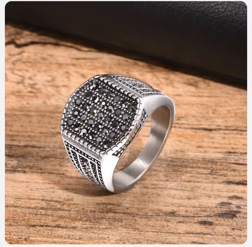 Other 16.7mm Biker Signet Ring Size ONE SIZE - 1 Thumbnail