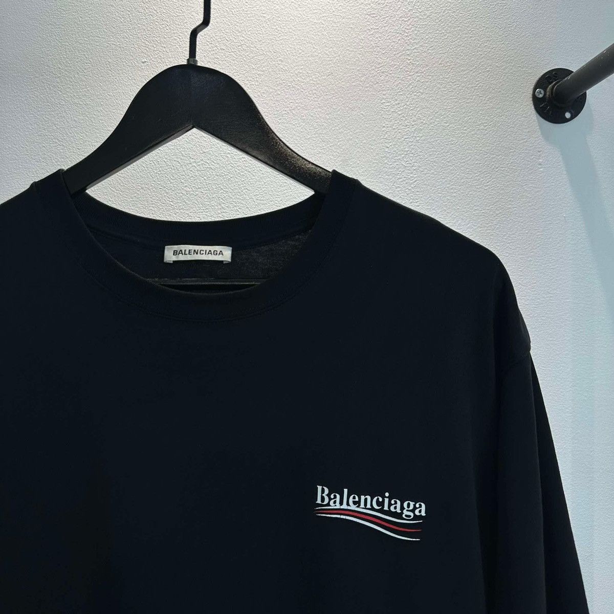 Balenciaga Balenciaga Wave T Shirt Size US M / EU 48-50 / 2 - 3 Thumbnail