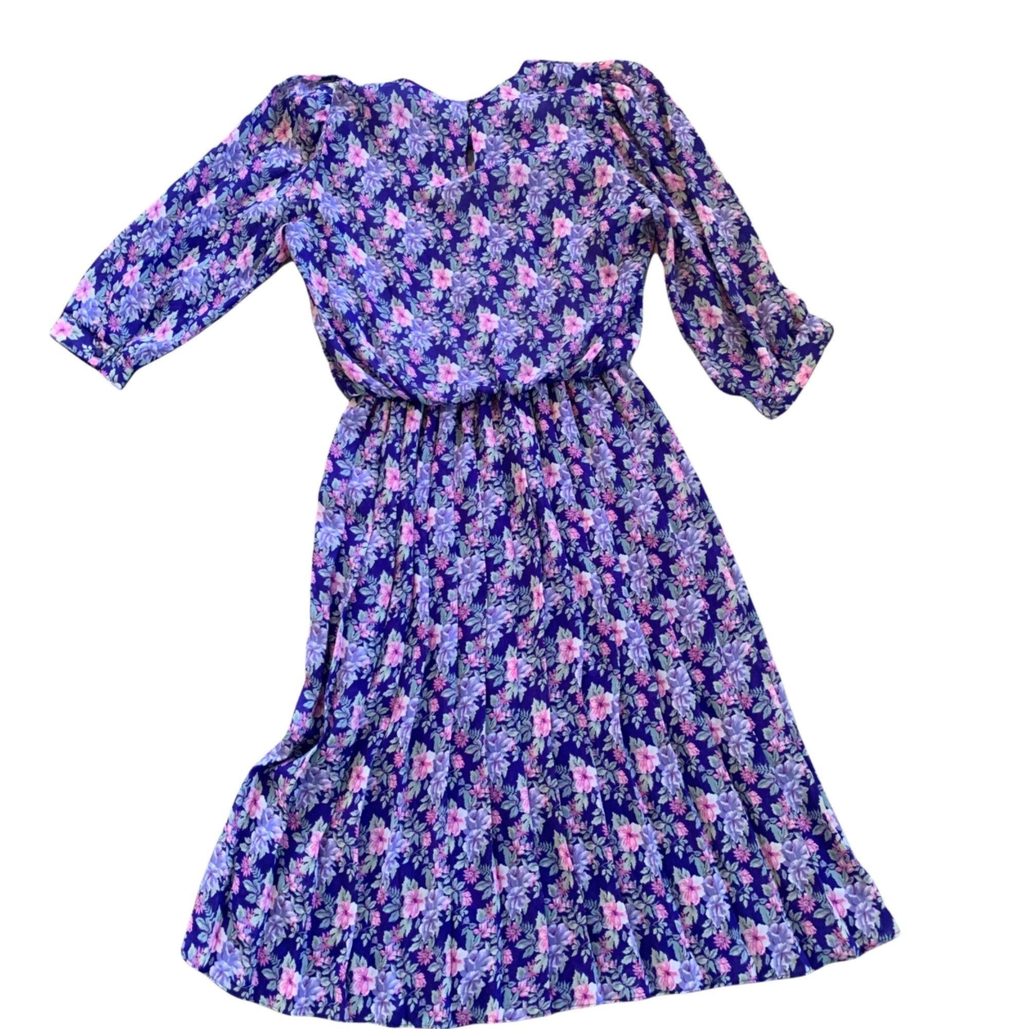 Vintage Vintage Purple All Over Floral Novelty Print Pleated Dress M Size M / US 6-8 / IT 42-44 - 2 Thumbnail