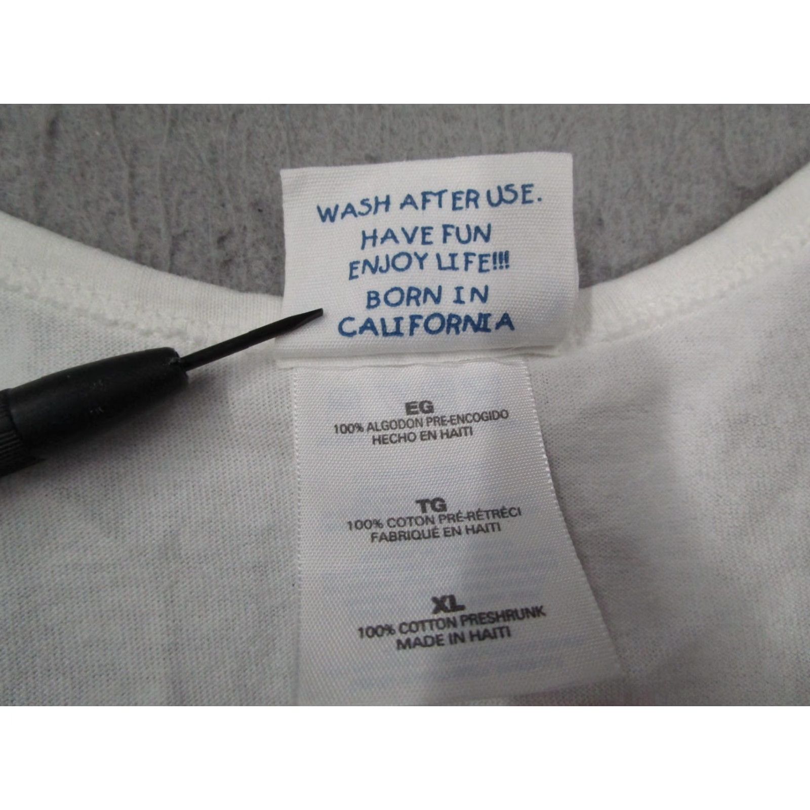 Vintage VINTAGE Redondo Surf & Skate Shirt Mens Small White California Tank Top Beach Retro Y2K Size US S / EU 44-46 / 1 - 4 Thumbnail