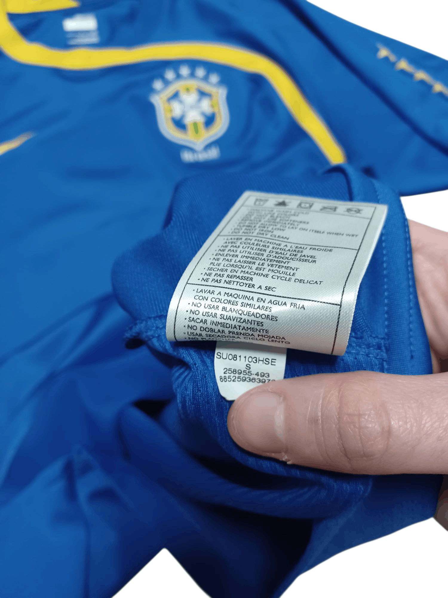 Nike BRASIL NIKE VINTAGE 2008 SOCCER JERSEY FOOTBALL Size US S / EU 44-46 / 1 - 6 Thumbnail