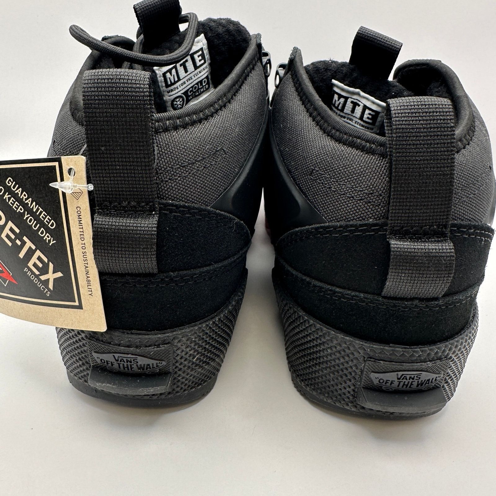 Vans VANS Men's 7 Women's 8.5 MTE HALF CAB GORE-TEX Triple Black Size US 7 / EU 40 - 3 Thumbnail