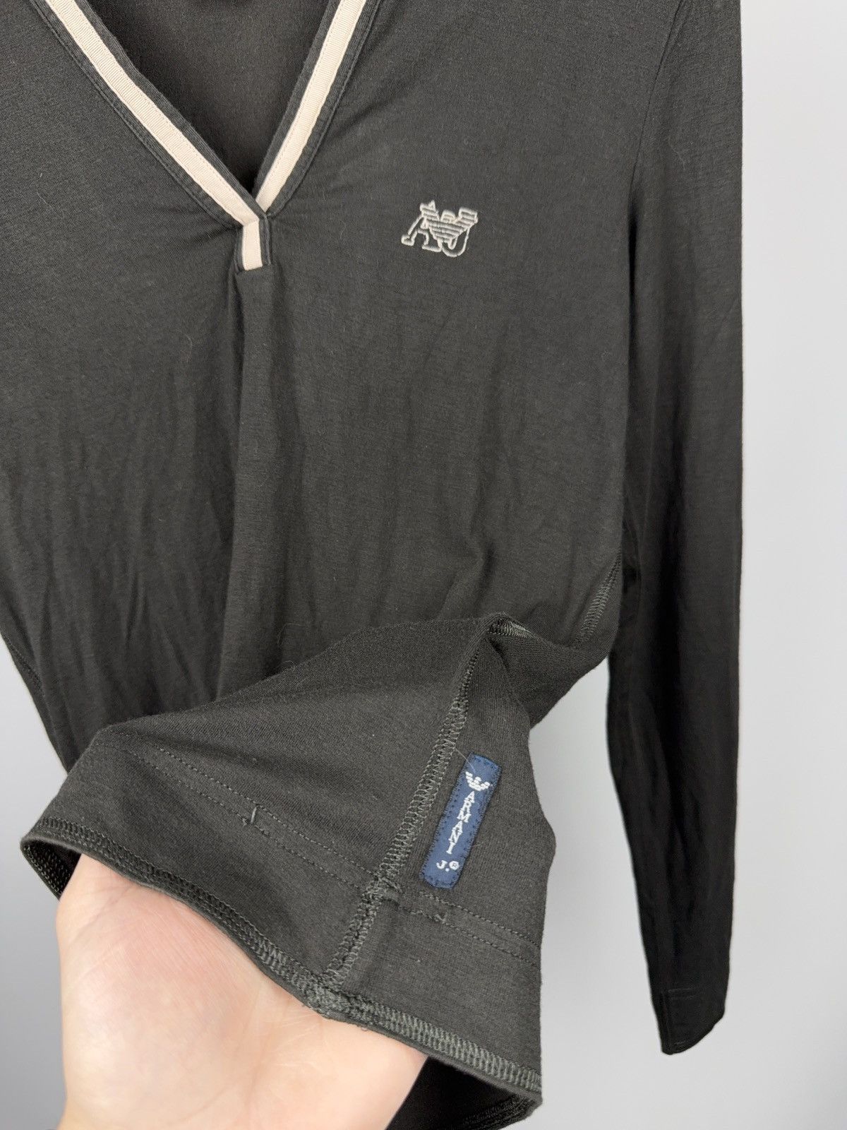 Armani Vintage 90s Retro Armani Jeans V-Neck Long Sleeve Logo Top Size M / US 6-8 / IT 42-44 - 3 Thumbnail