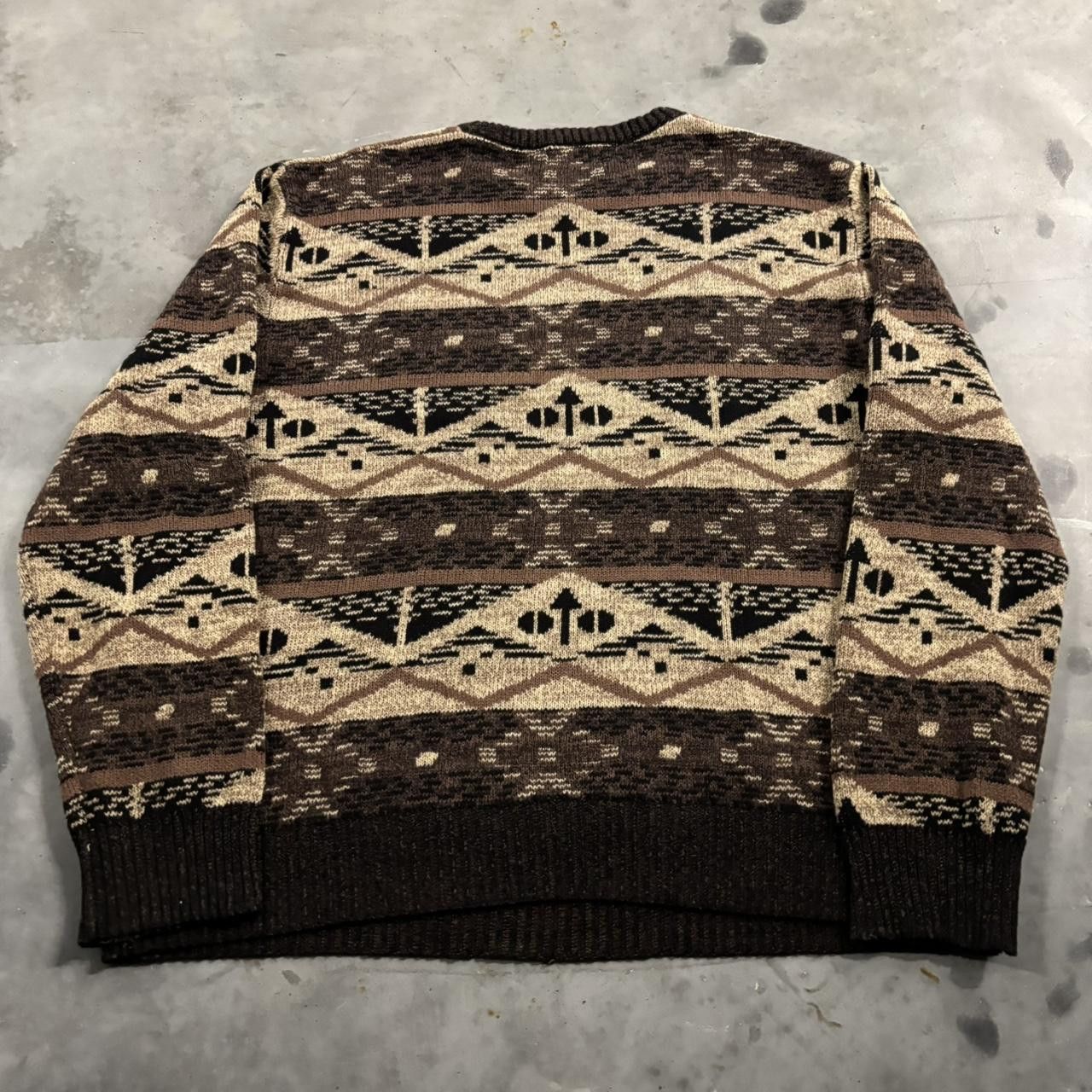 Vintage Crazy Vintage Y2K/2000s Brown Pattern Coogi Style Sweater! Size XL Size US XL / EU 56 / 4 - 5 Thumbnail
