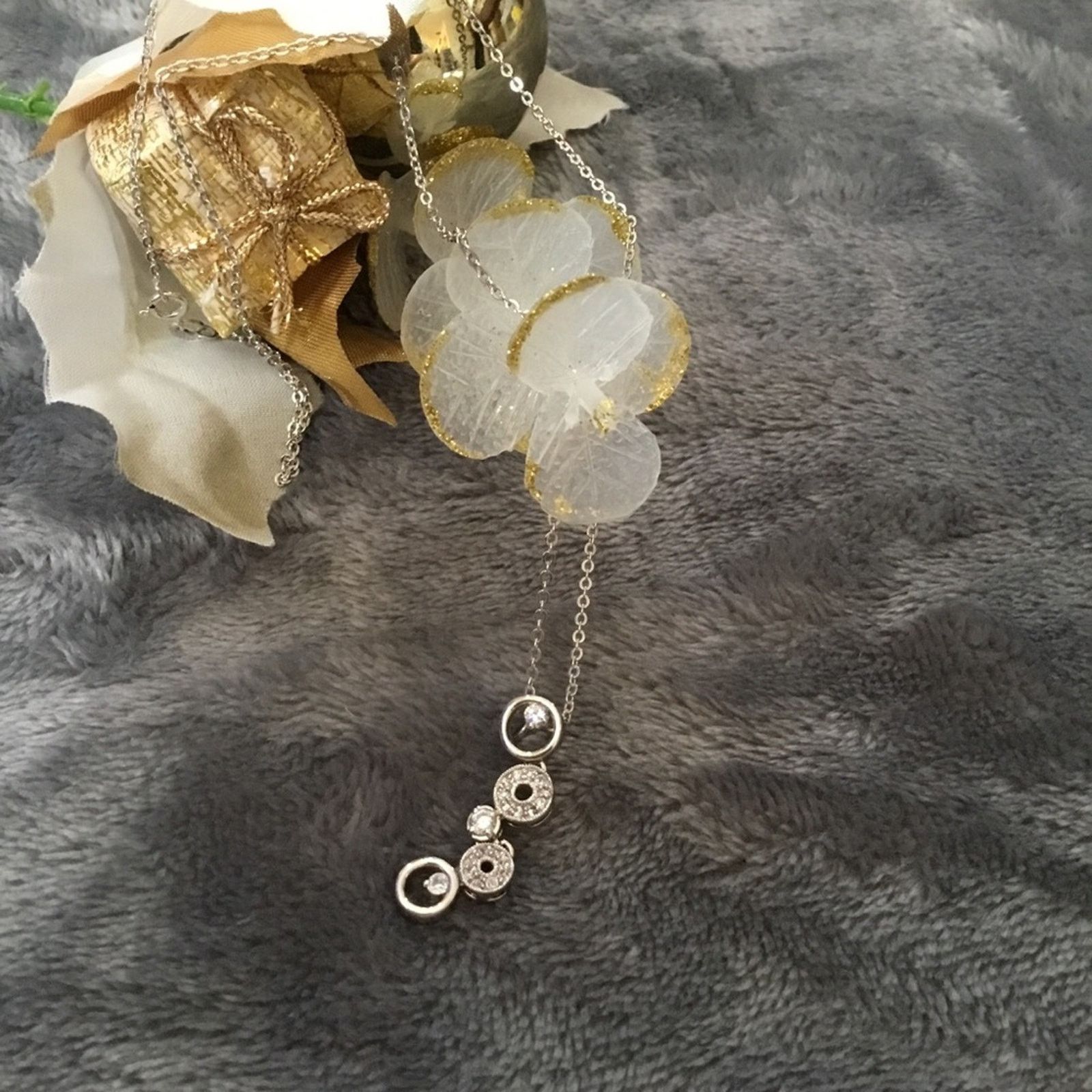 Other Sterling Silver Round Multi-Crystal Necklace Size ONE SIZE - 5 Thumbnail