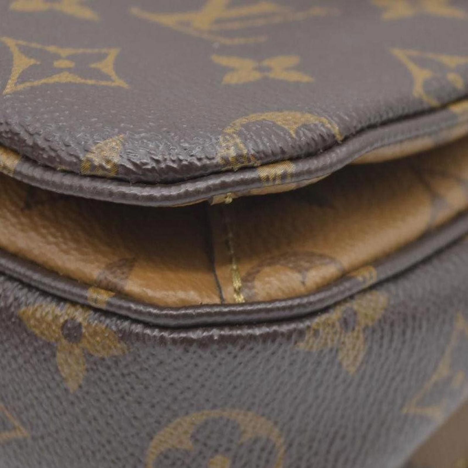 Louis Vuitton $2790 Louis Vuitton Reverse Monogrm Pochette Metis SD0169 Size ONE SIZE - 12 Thumbnail