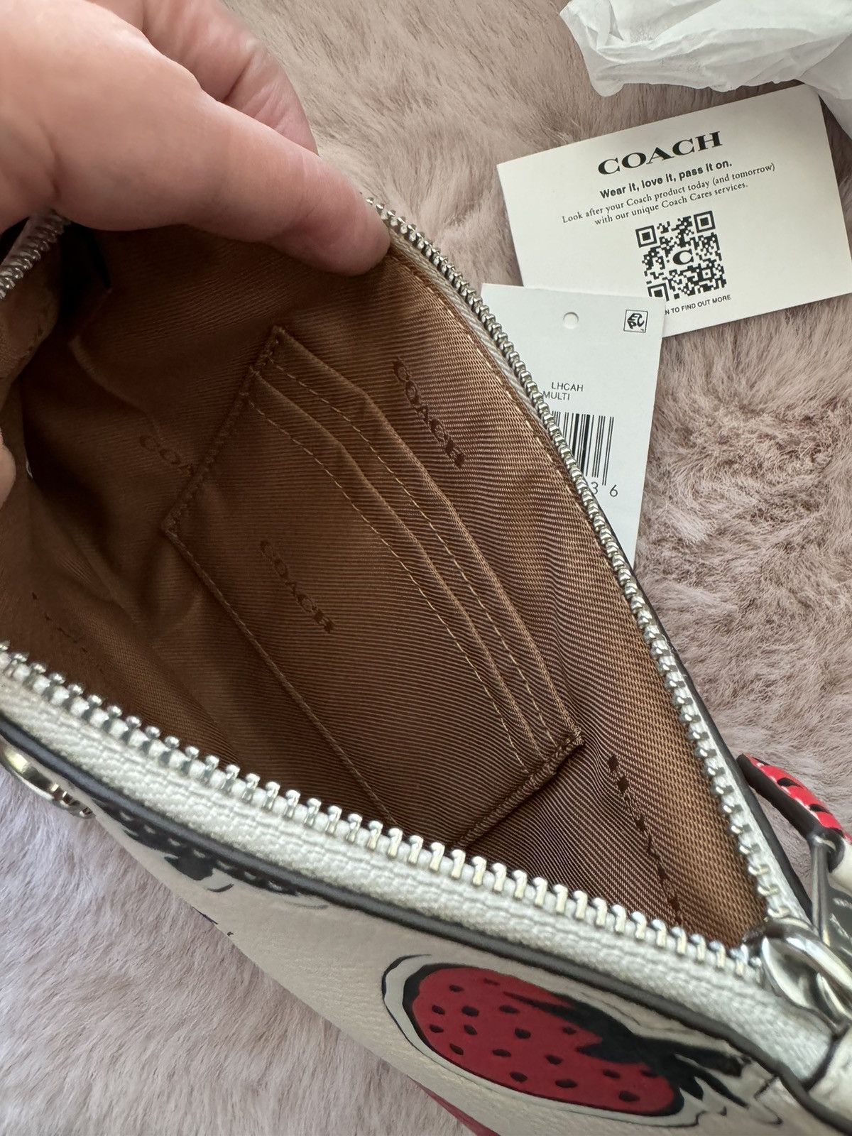 Coach NWT Coach Small Strawberry-Print Leather Wristlet ct892 Size ONE SIZE - 4 Thumbnail