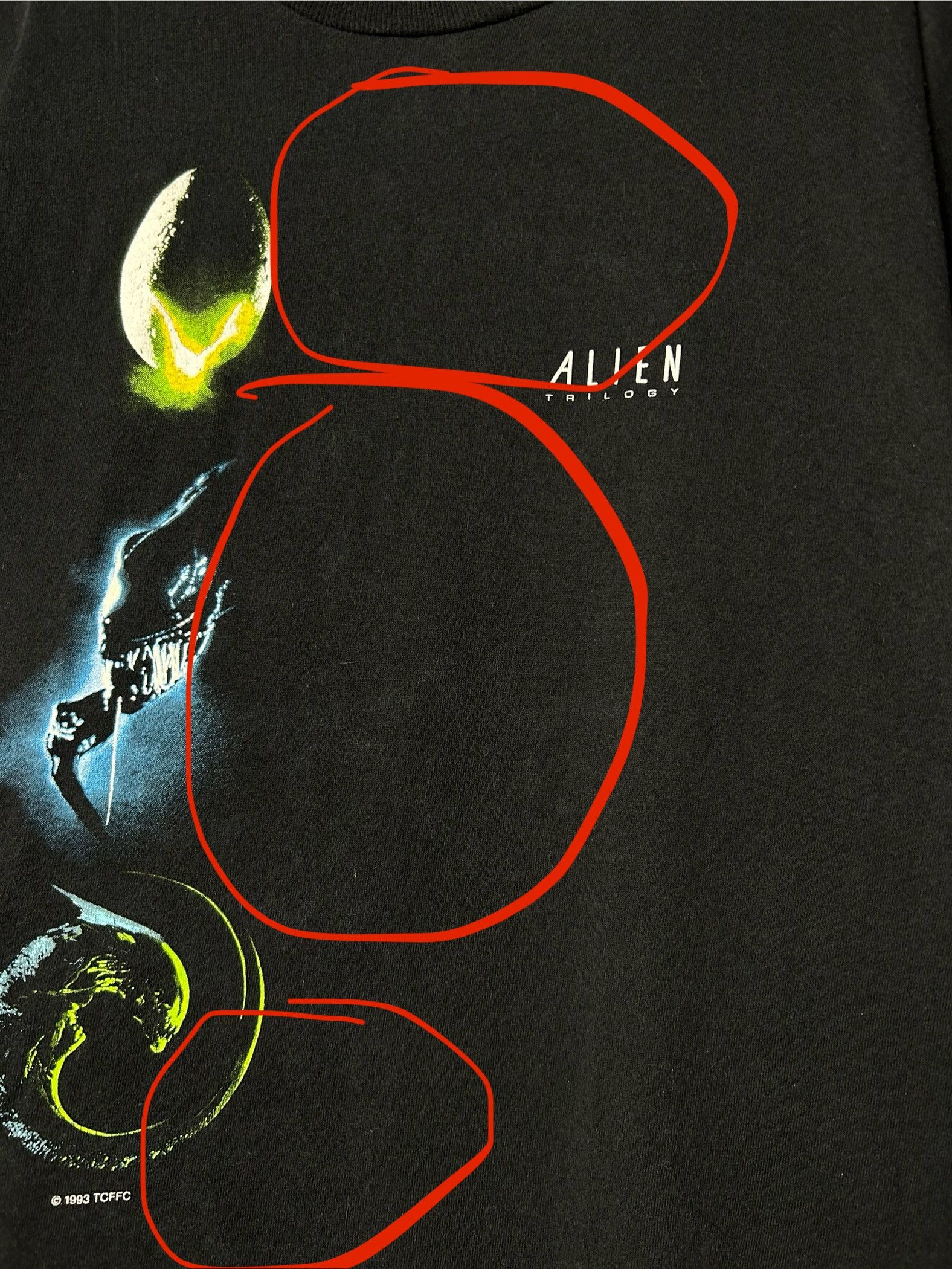 Vintage Vintage 1993 Alien Trilogy Horror Movie T-shirt Size US XL / EU 56 / 4 - 6 Thumbnail