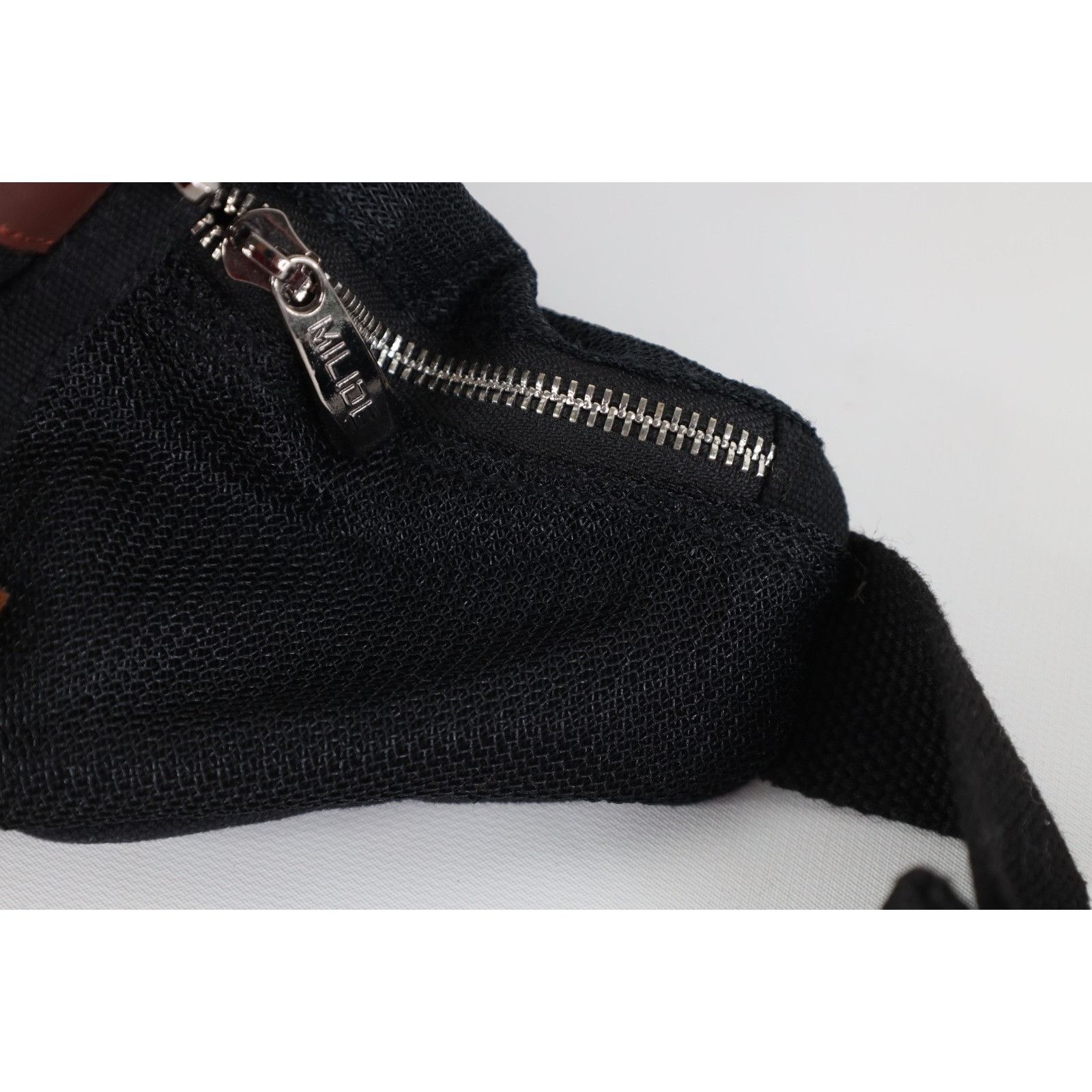Vintage Vintage Y2K Streetwear Rugged Canvas Crossbody Fanny Pack Size ONE SIZE - 4 Thumbnail