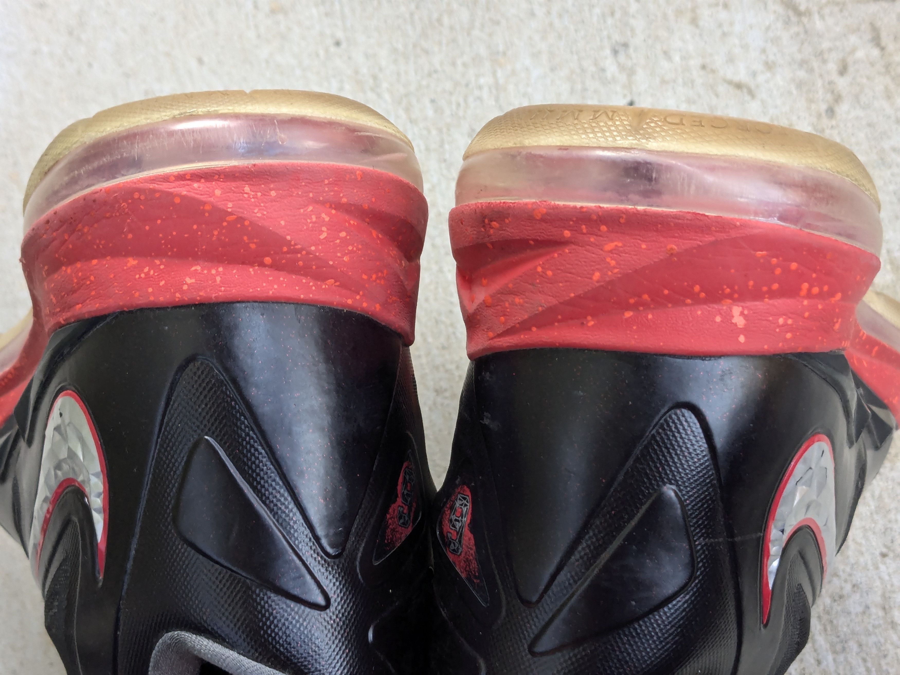 Nike Nike LeBron 10+ Sport Pack Pressure 11 Red Black 542244-001 Size US 11 / EU 44 - 14 Thumbnail
